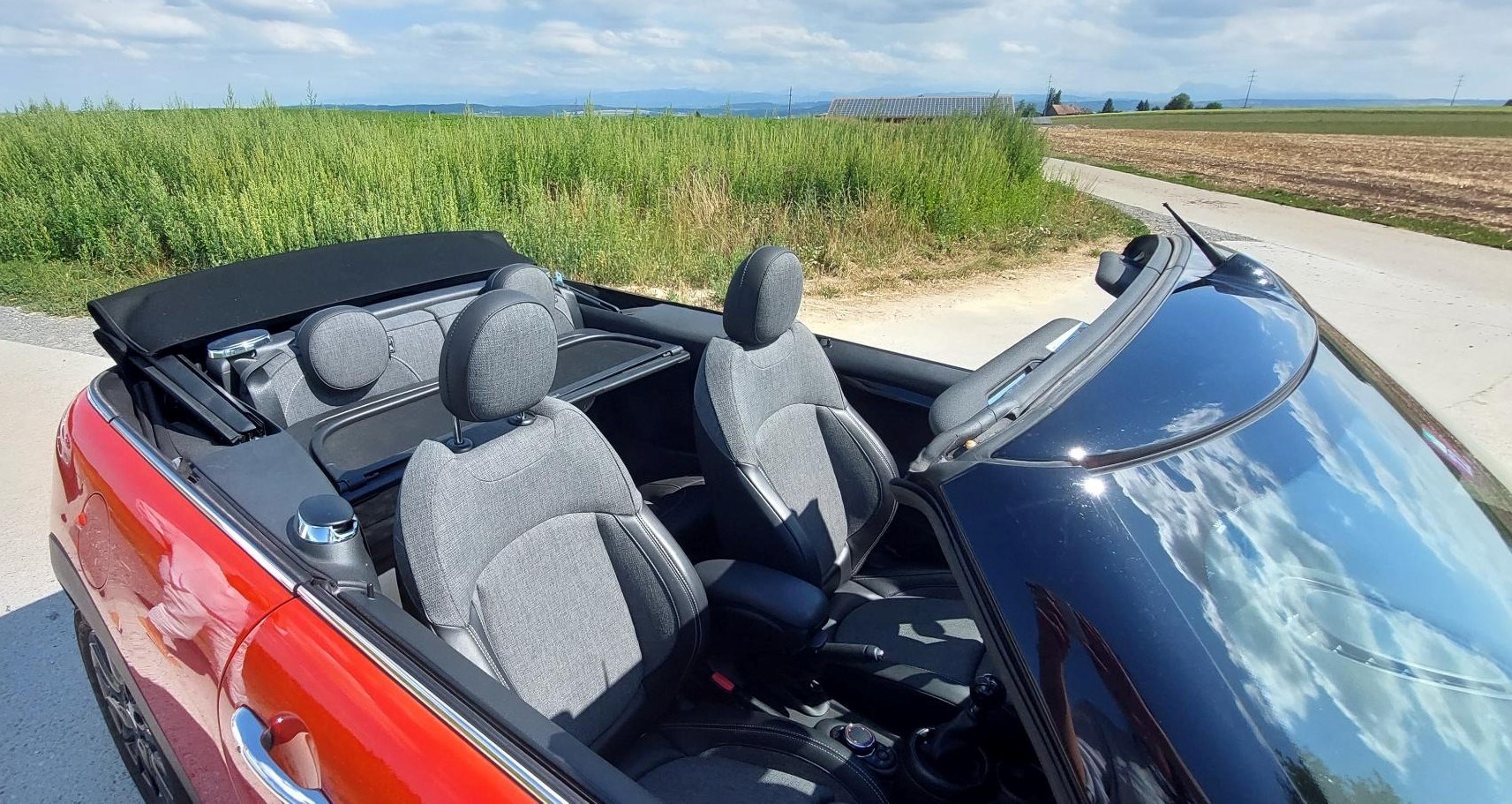 MINI Cooper Cabriolet-image-7