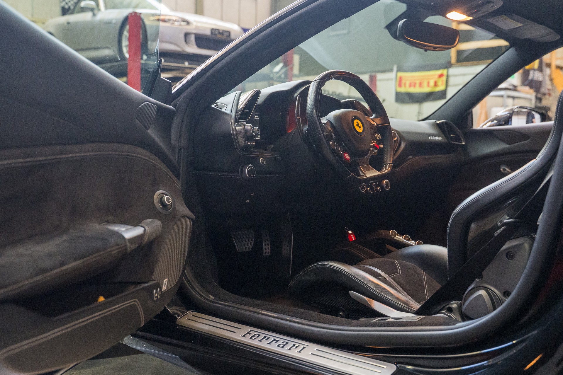 FERRARI 488 GTB 3.9 V8 * Power Garantie Ferrari History *-image-8