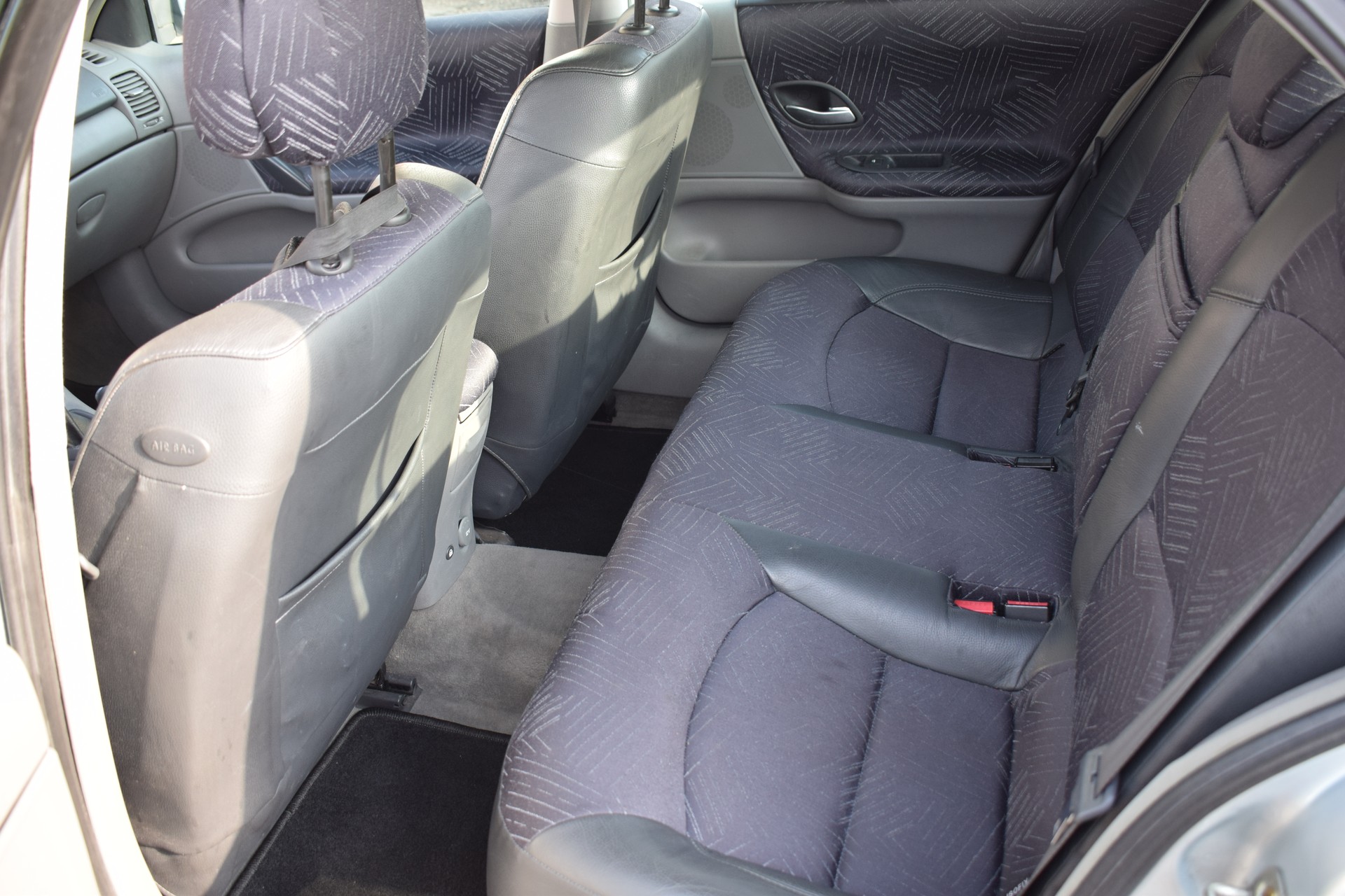 RENAULT Laguna 2.0 16V Expression-image-3
