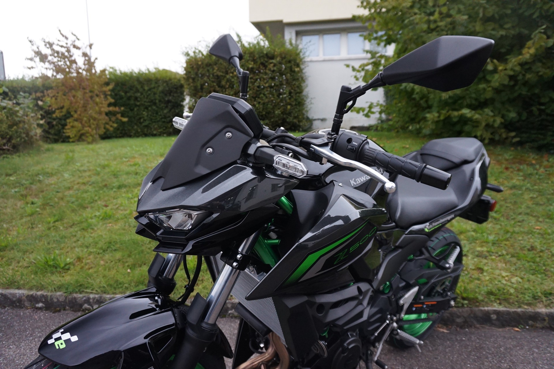 KAWASAKI Z 500 SE ABS MY26-image-4