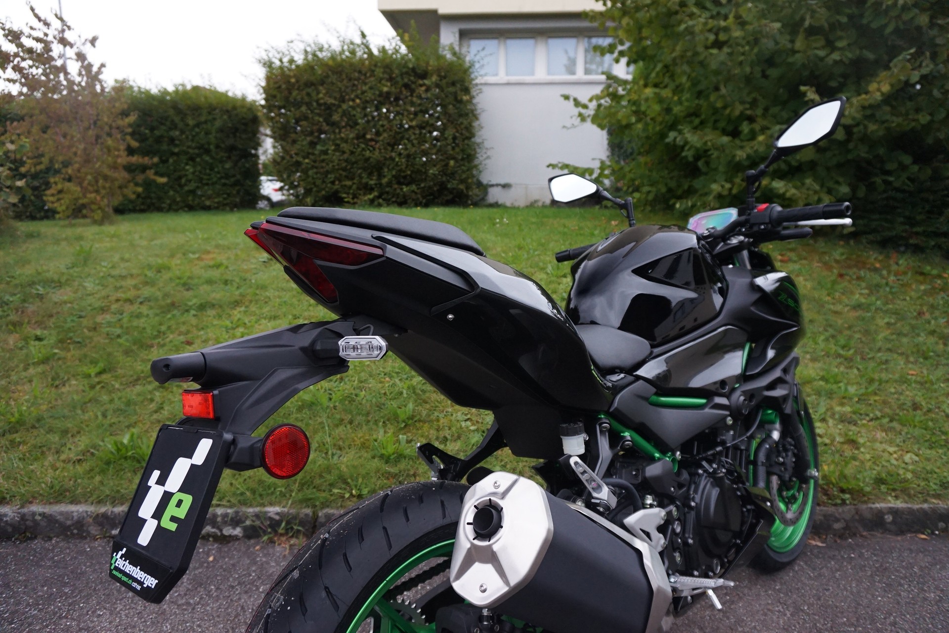 KAWASAKI Z 500 SE ABS MY26-image-5