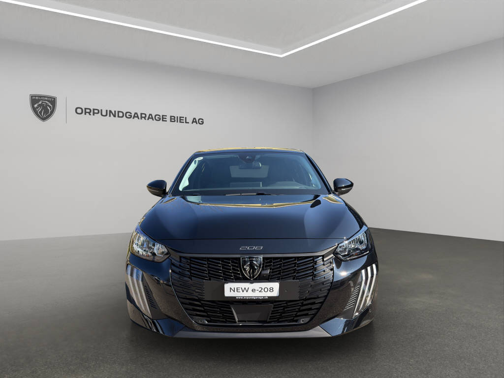 PEUGEOT 208 e-Allure-showroom-element-1