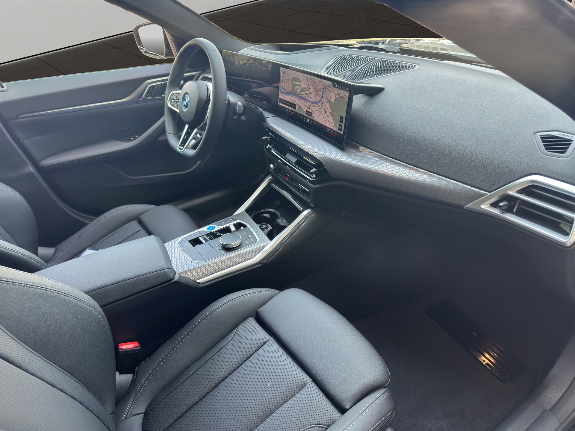 BMW i4 xDrive 40 Edition Sport-image-15