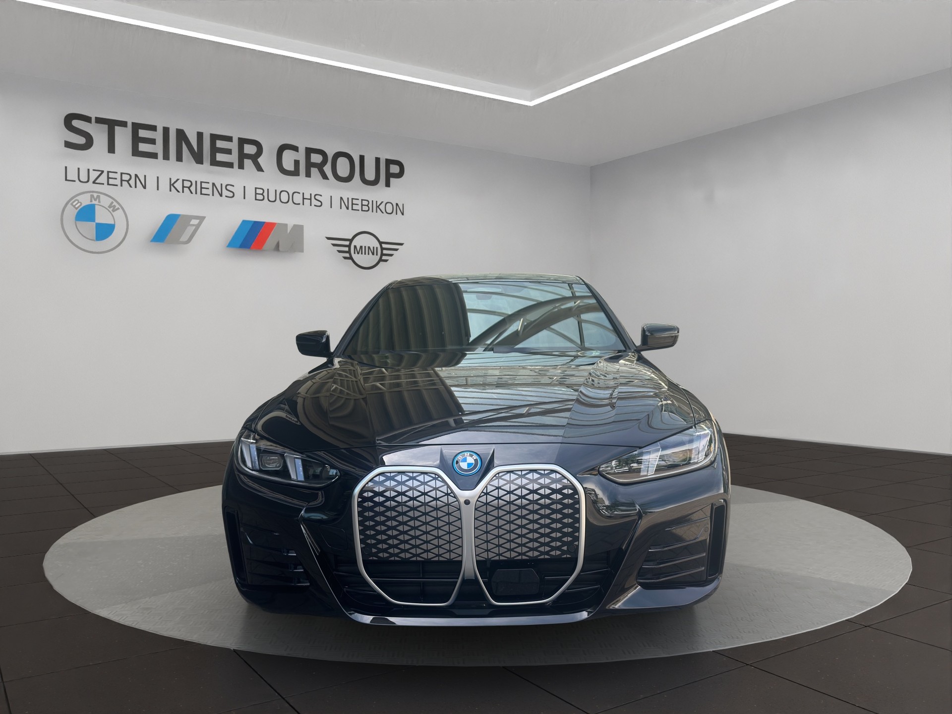 BMW i4 xDrive 40 Edition Sport-showroom-element-1