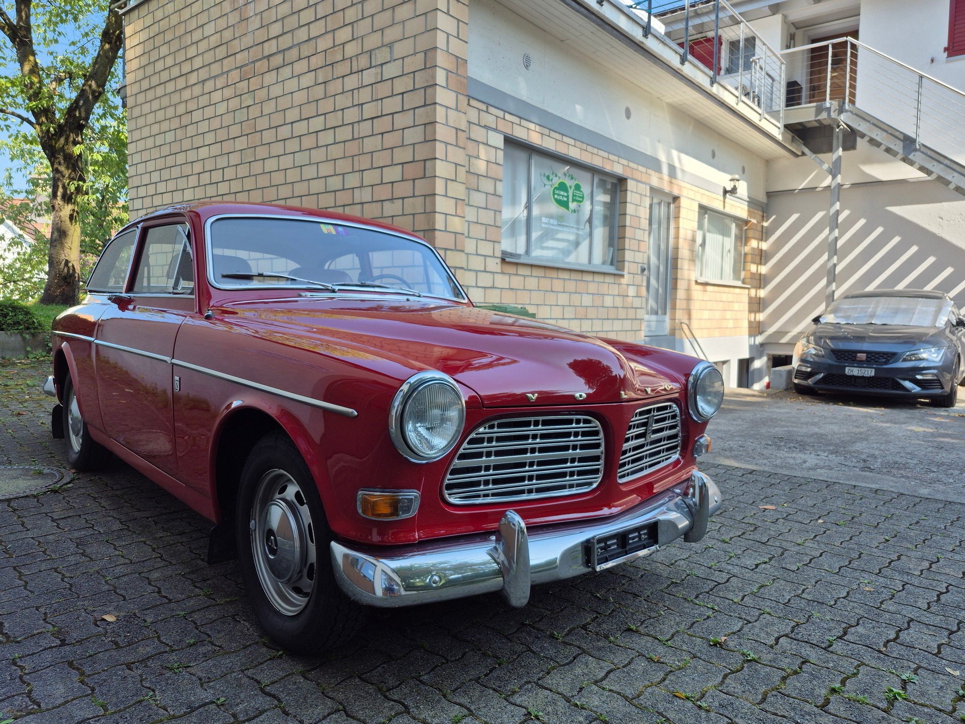 VOLVO 121 Serie 120-image-4