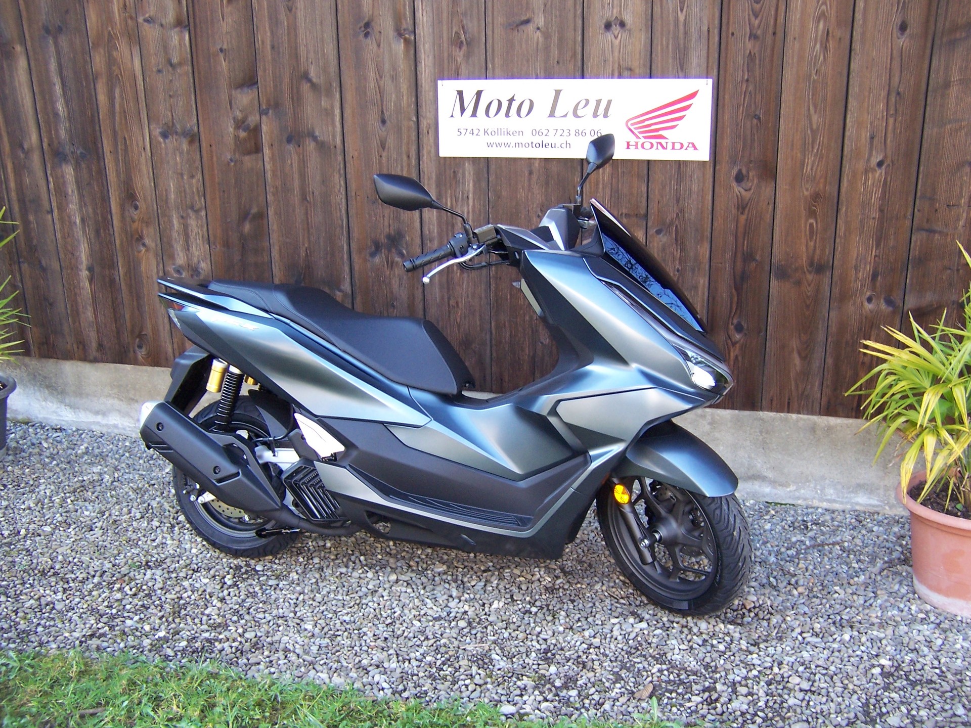 HONDA PCX 125 DX TFT. connectivity-image-1