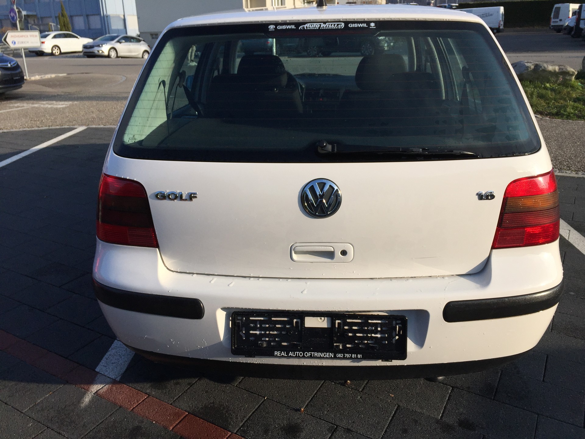 VW Golf 1.6 Comfortline-image-3