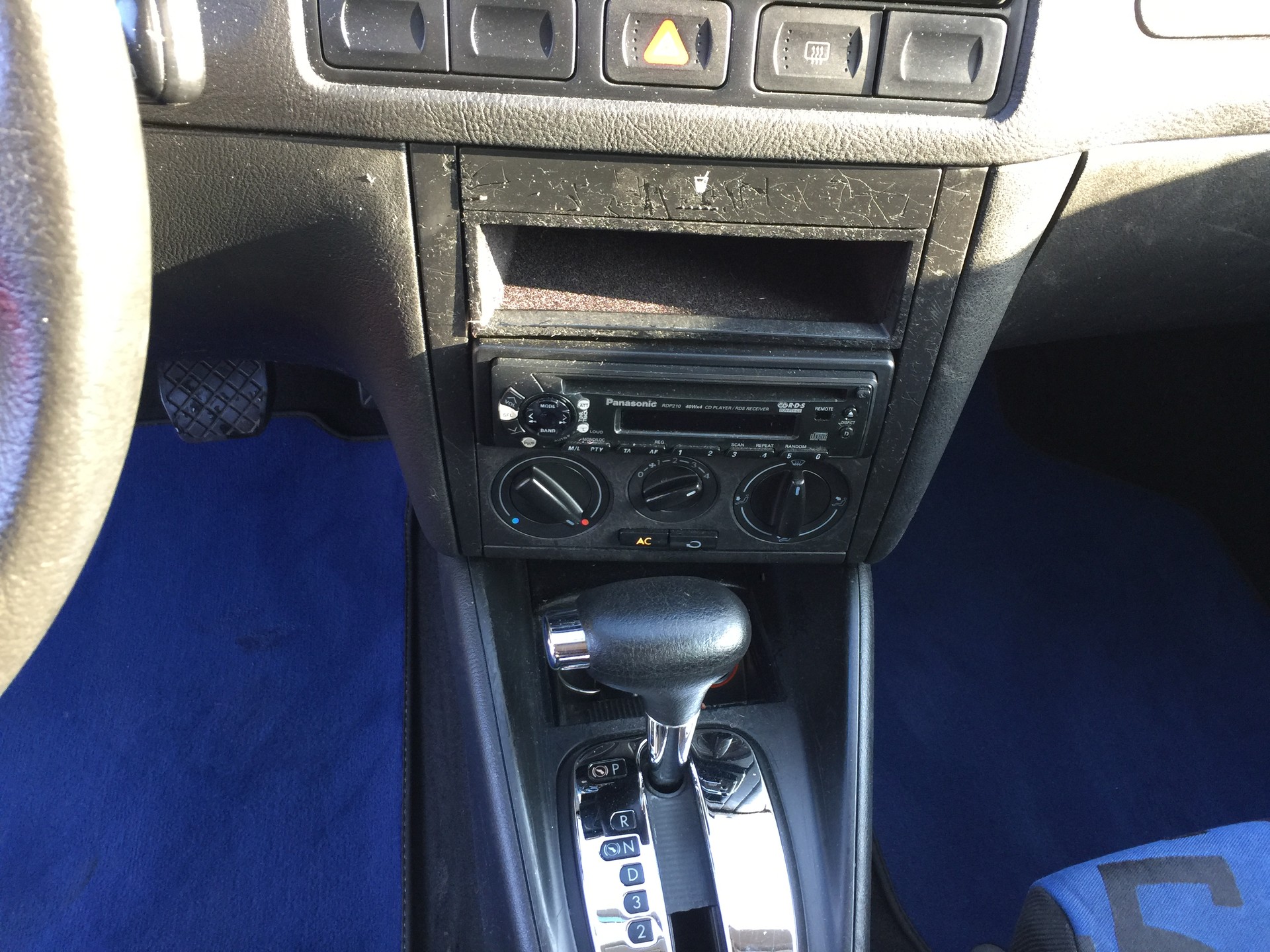VW Golf 1.6 Comfortline-image-12