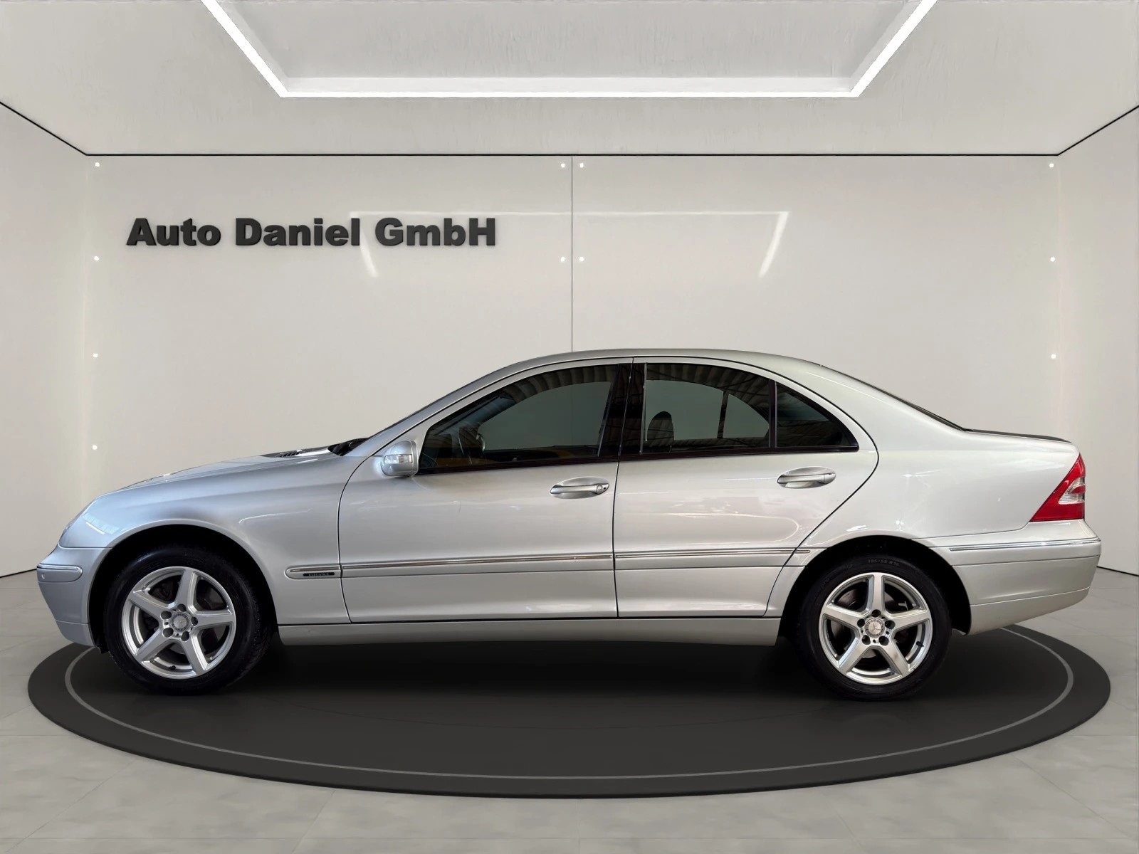 MERCEDES-BENZ C 320 Elégance 4Matic Automatic-image-6