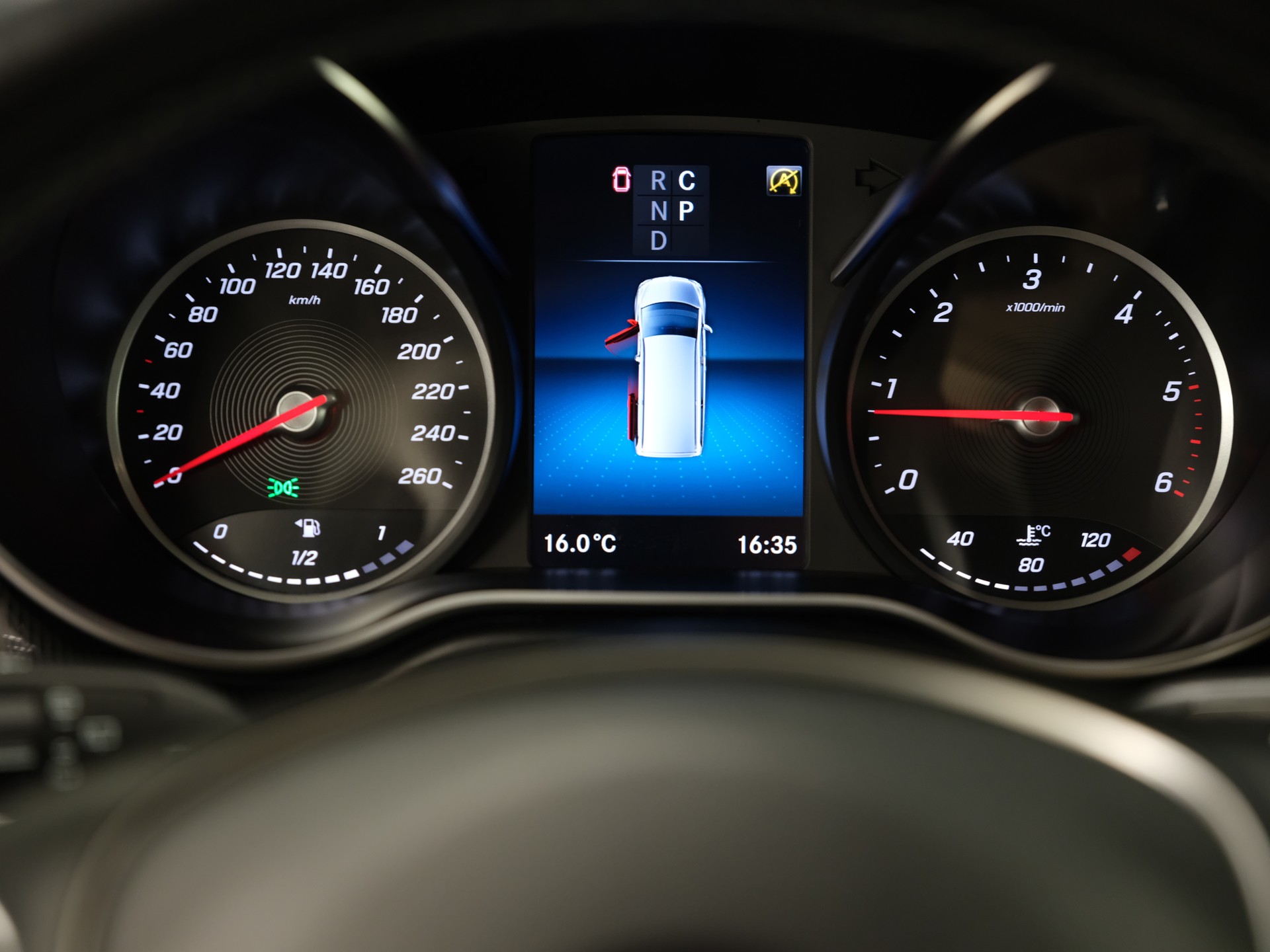 MERCEDES-BENZ V 220 d lang 4Matic 9G-Tronic-image-16