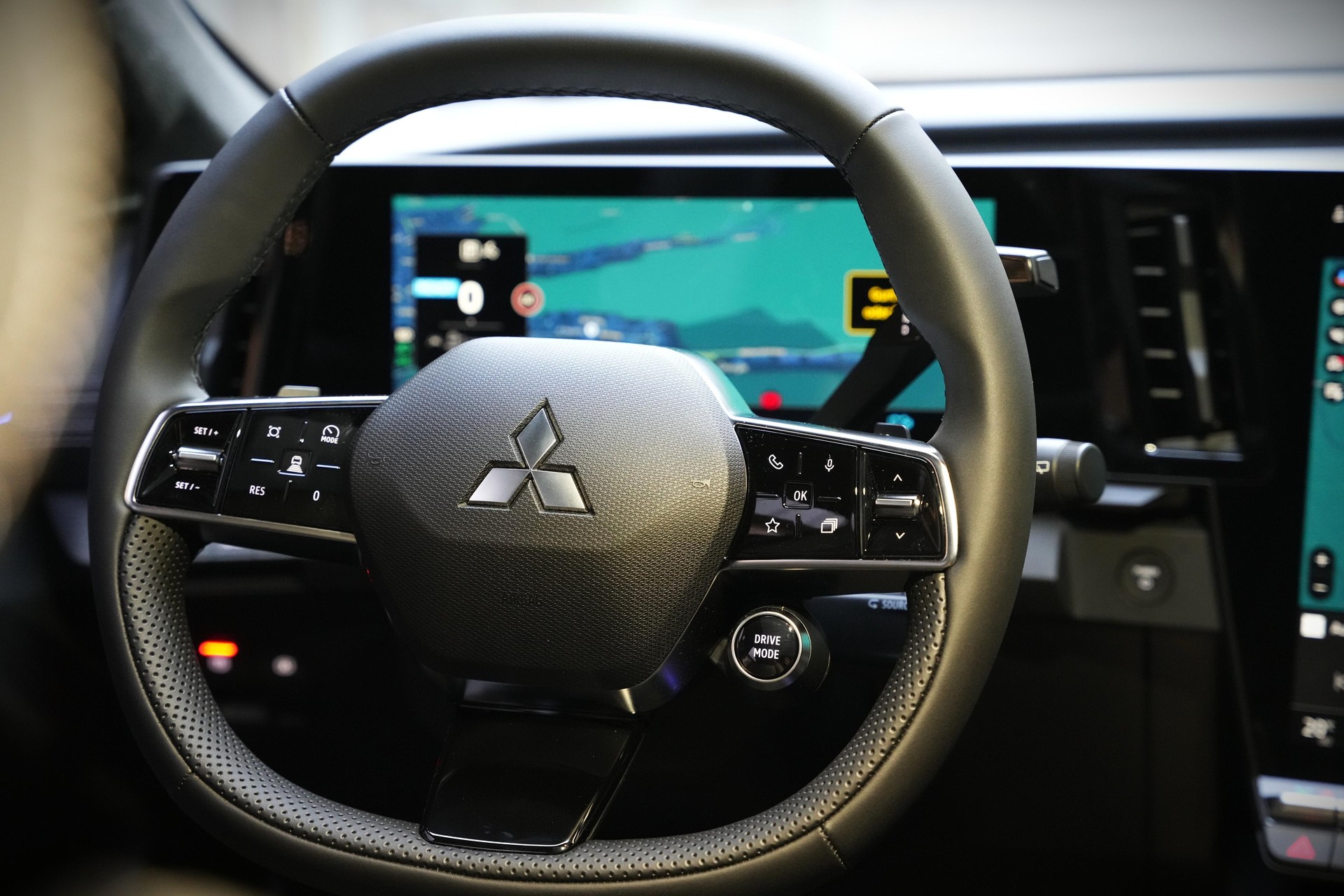 MITSUBISHI Eclipse Cross Instyle-image-10