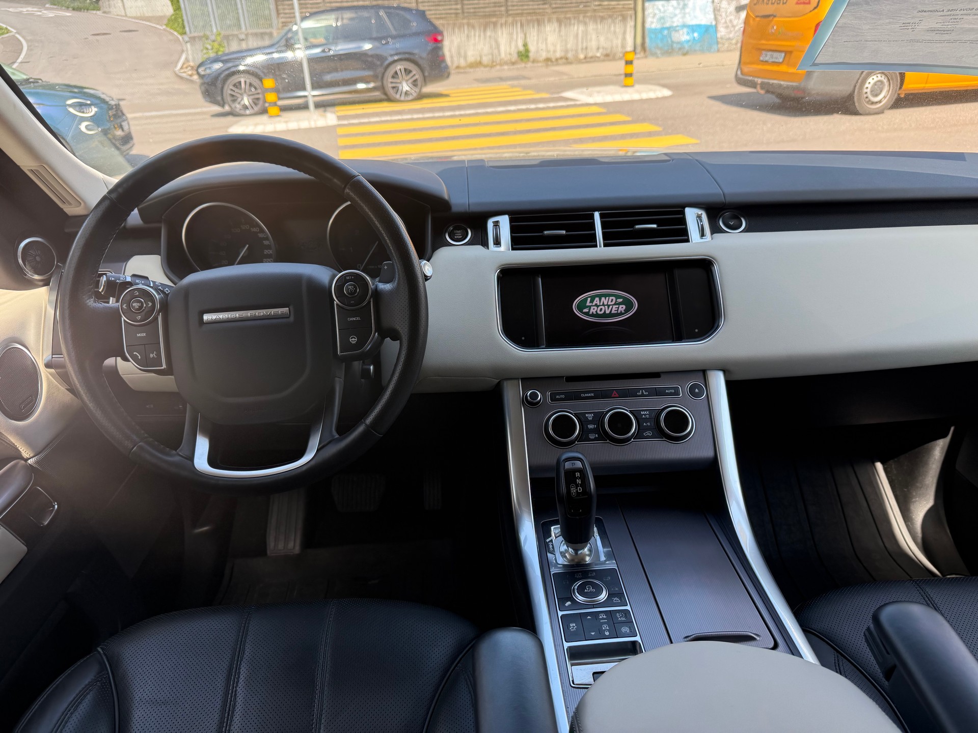 LAND ROVER Range Rover Sport 3.0 SDV6 HSE Automatic-image-9