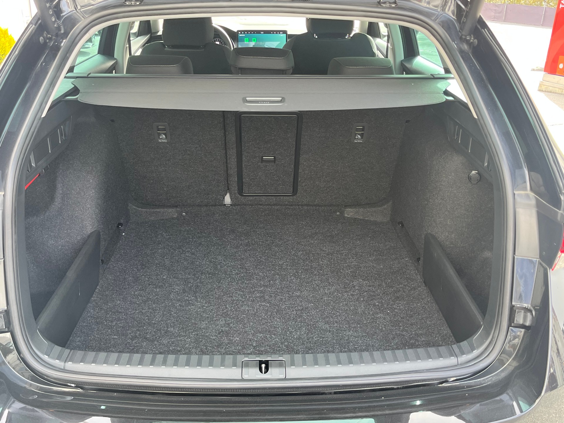 SKODA Octavia Combi 2.0 TSI DSG Selection 4x4-image-11