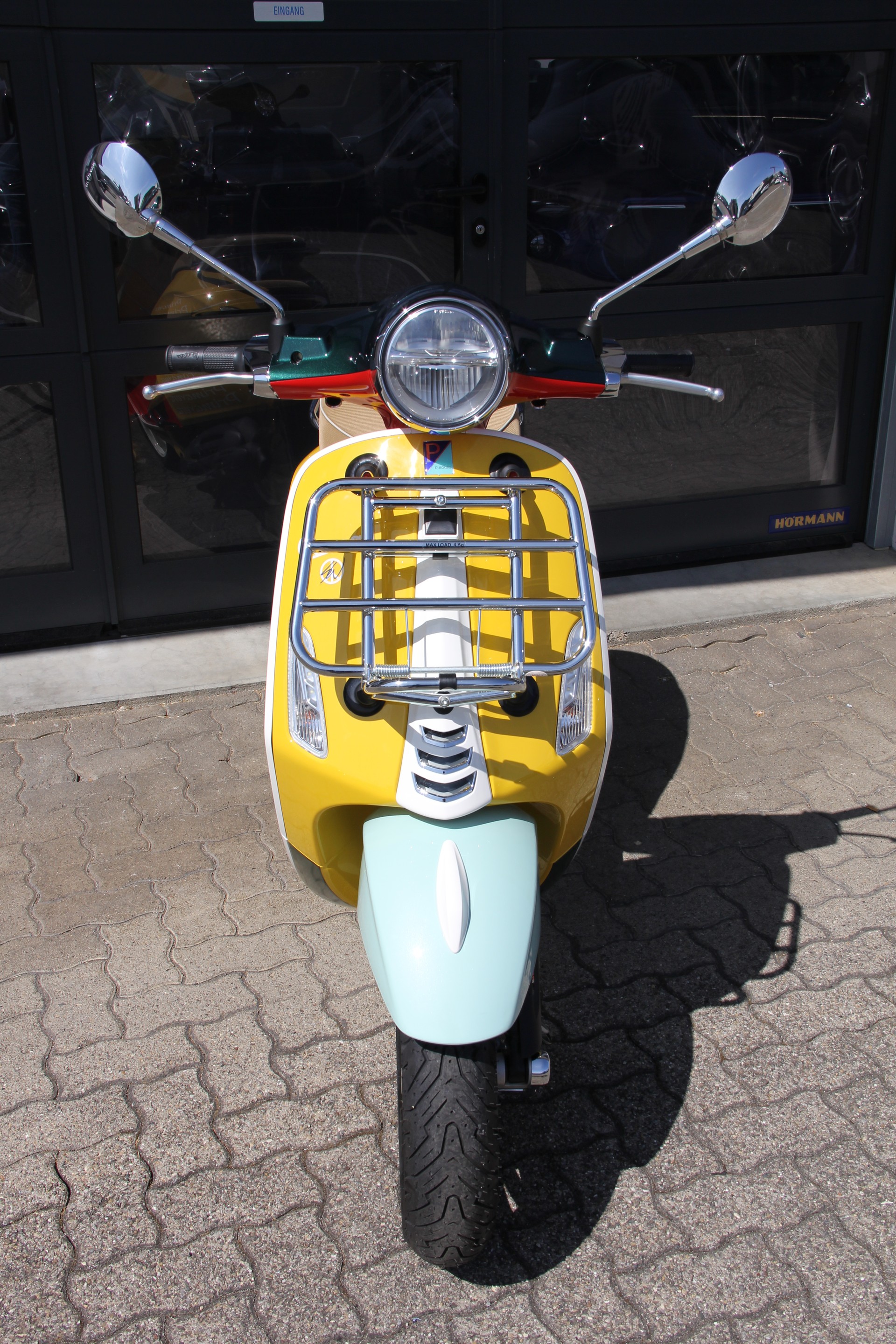 PIAGGIO Vespa 125 Primavera Wotherspoon-image-10