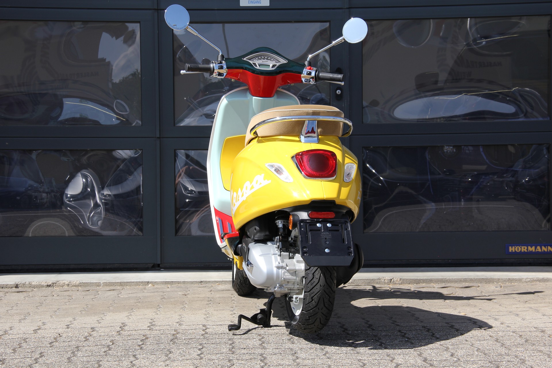 PIAGGIO Vespa 125 Primavera Wotherspoon-image-5