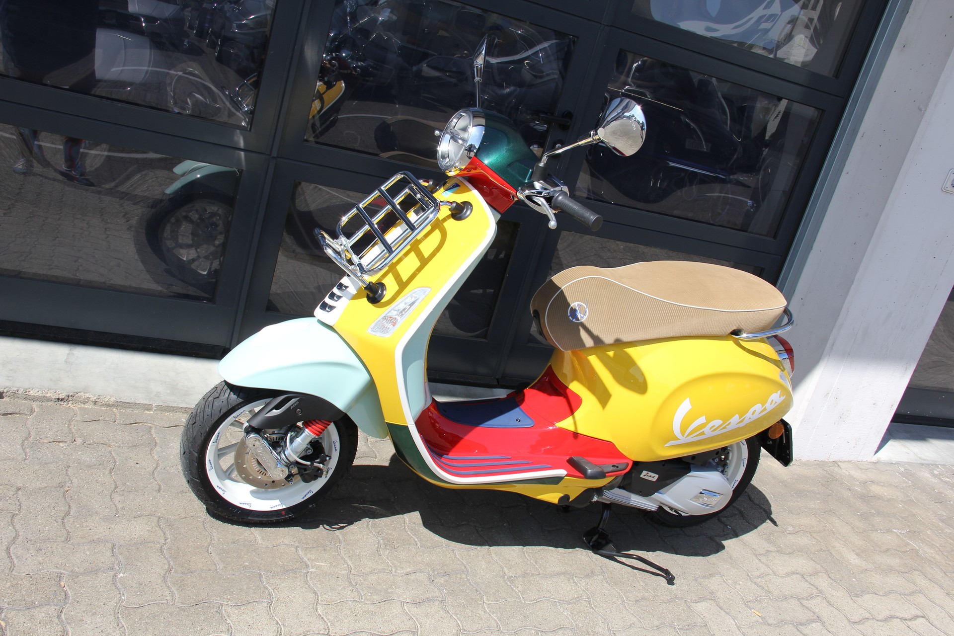 PIAGGIO Vespa 125 Primavera Wotherspoon-image-6