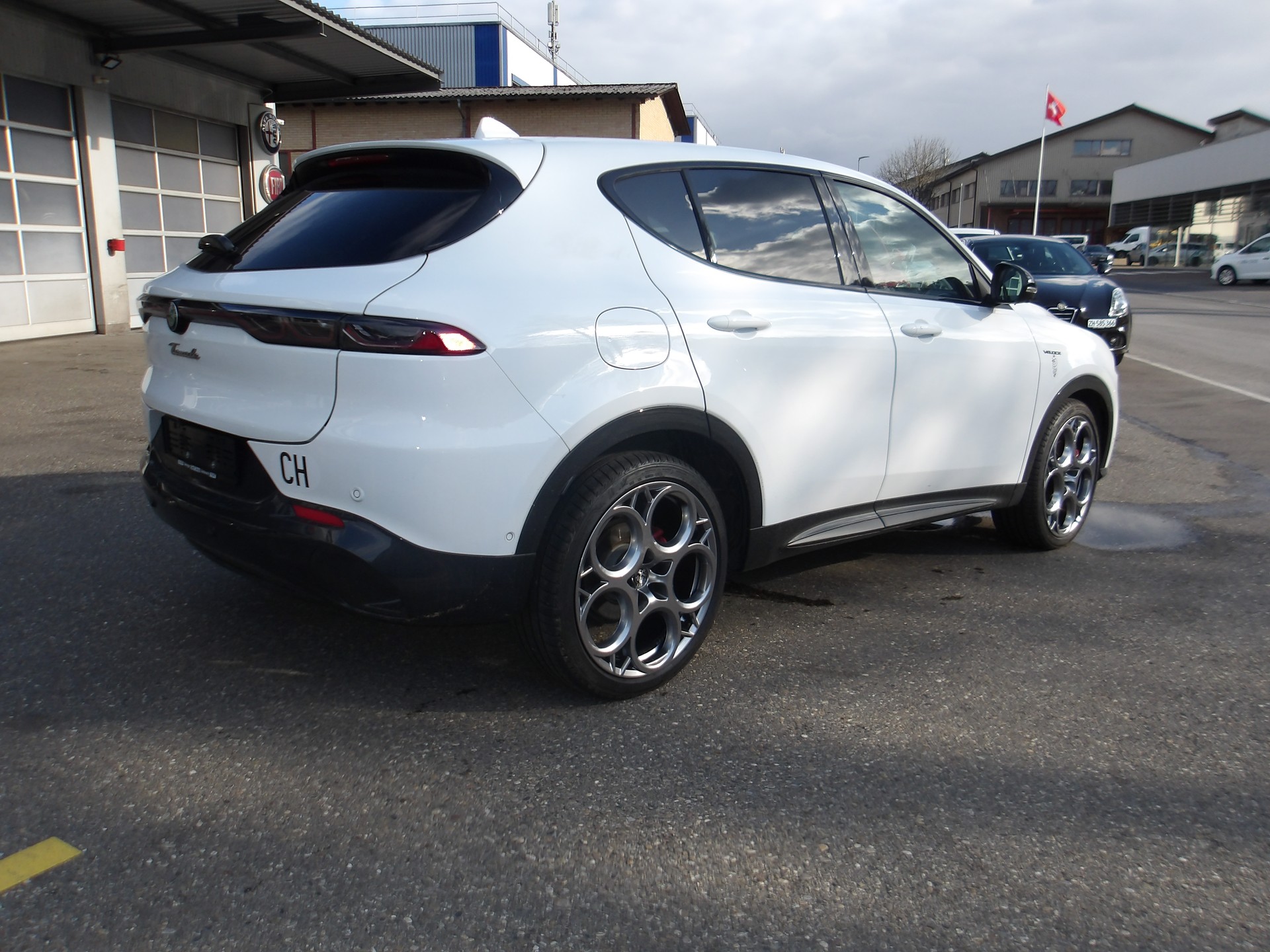 ALFA ROMEO Tonale 1.5 48V Hybrid Veloce Pack Premium-image-4