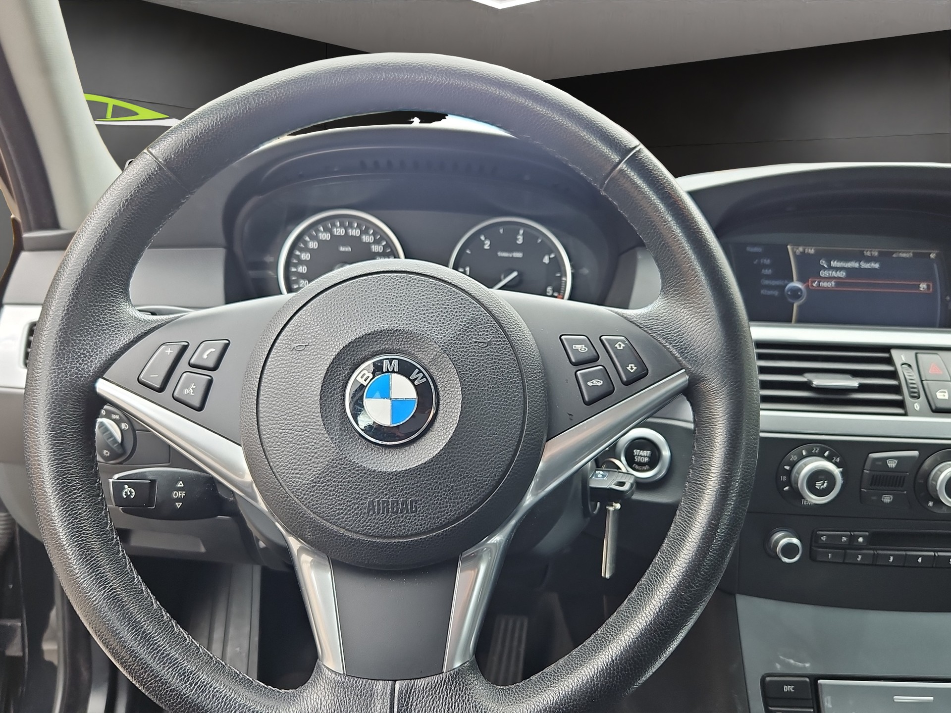 BMW 525d Touring Steptronic-image-13