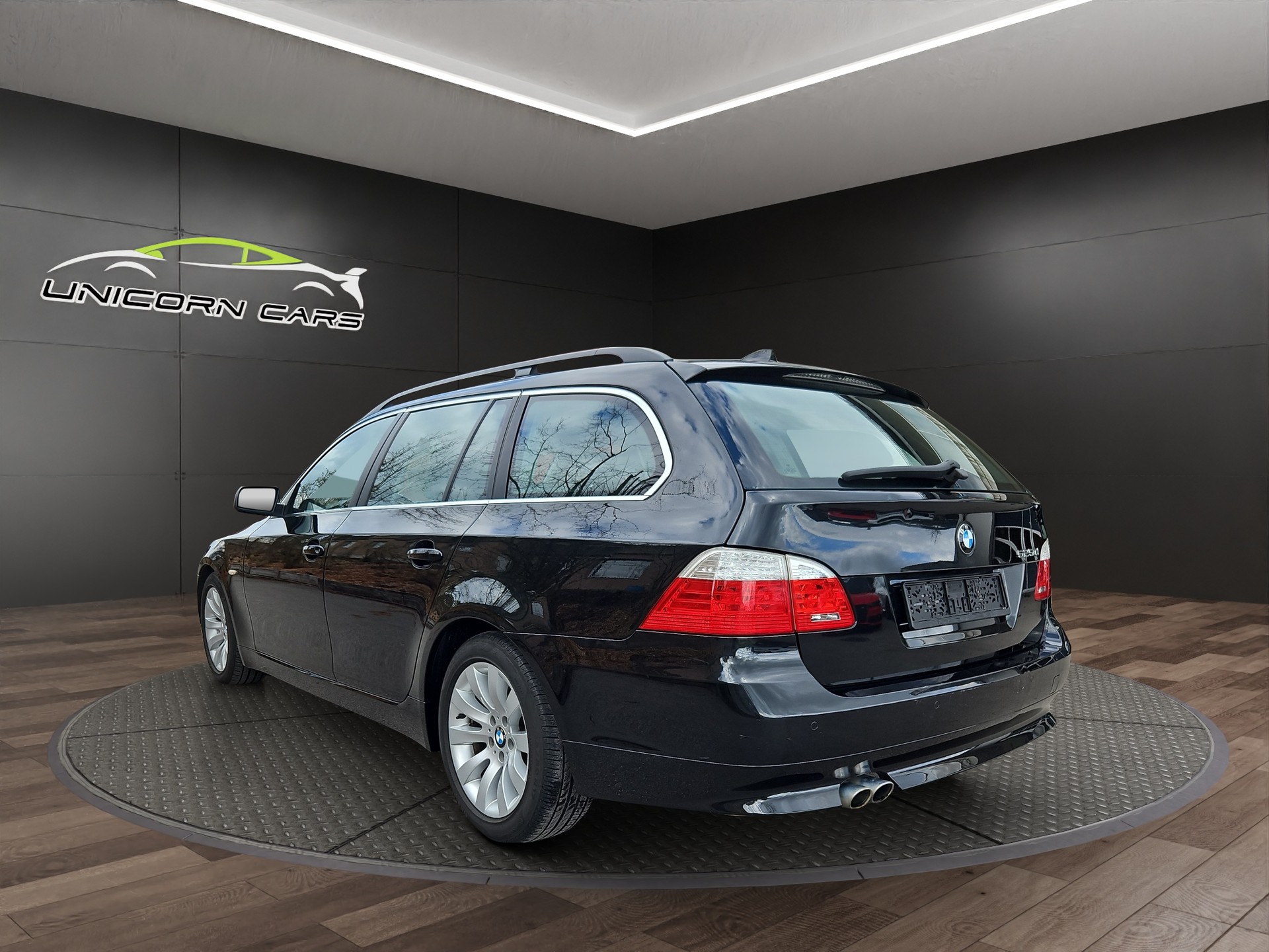 BMW 525d Touring Steptronic-image-5