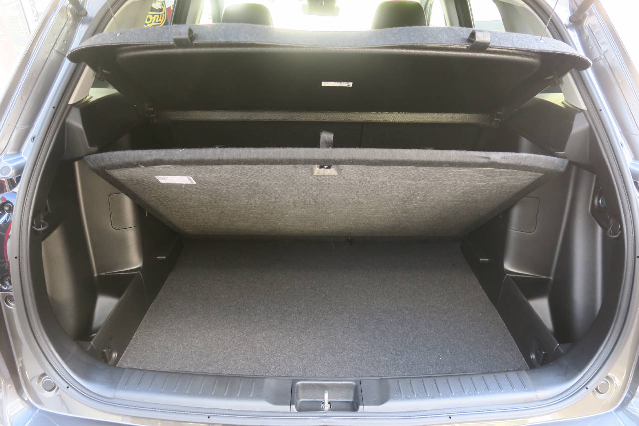 SUZUKI Vitara 1.4 T Sakura Hybrid 4x4-image-15