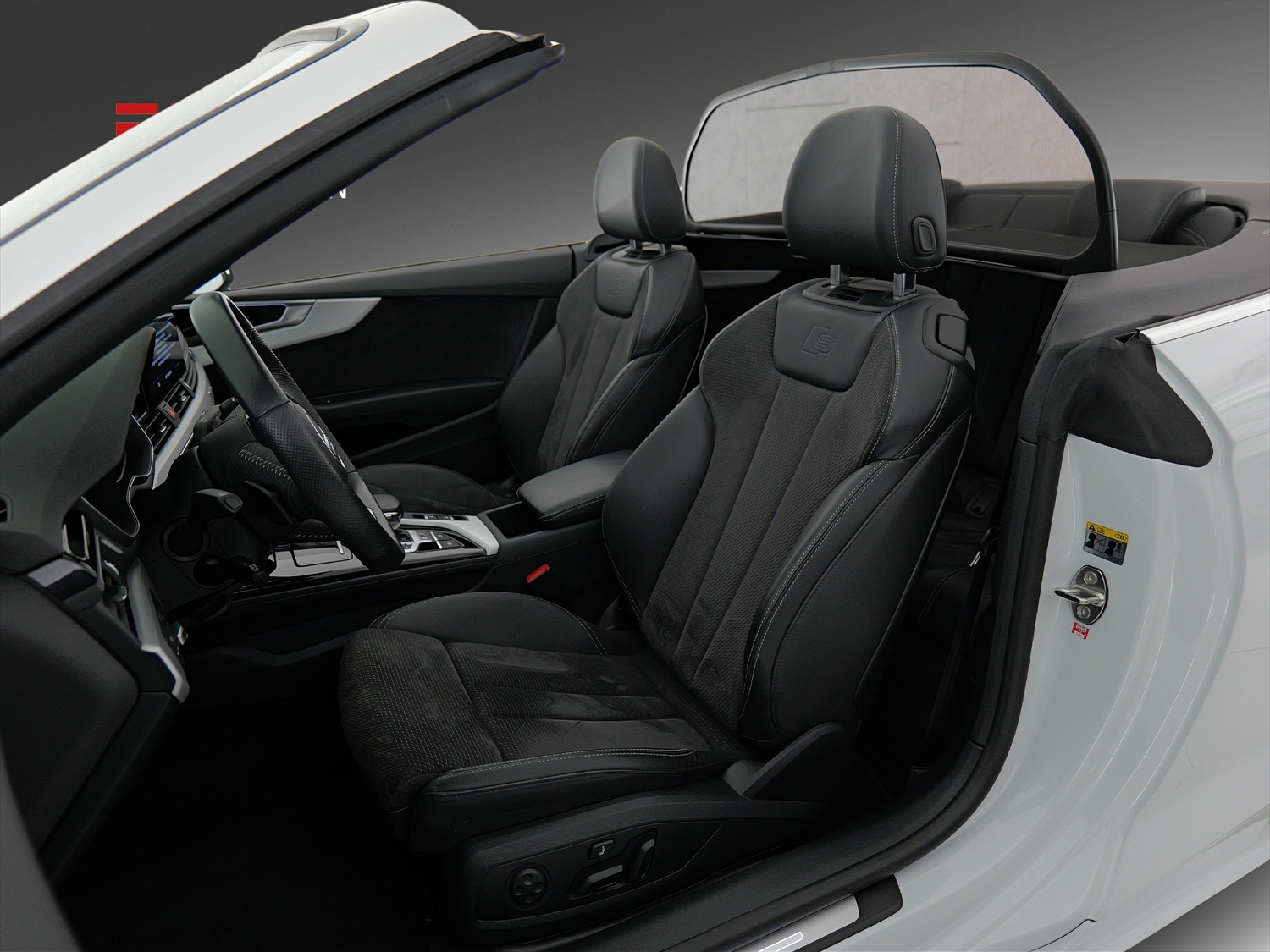 AUDI S5 Cabrio 3.0 TFSI quatt.-image-11