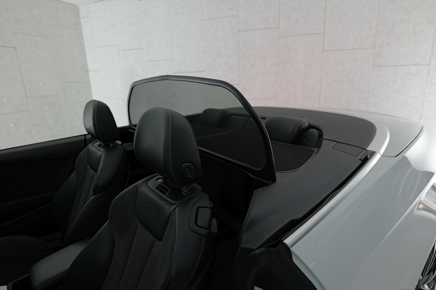 AUDI S5 Cabrio 3.0 TFSI quatt.-image-4