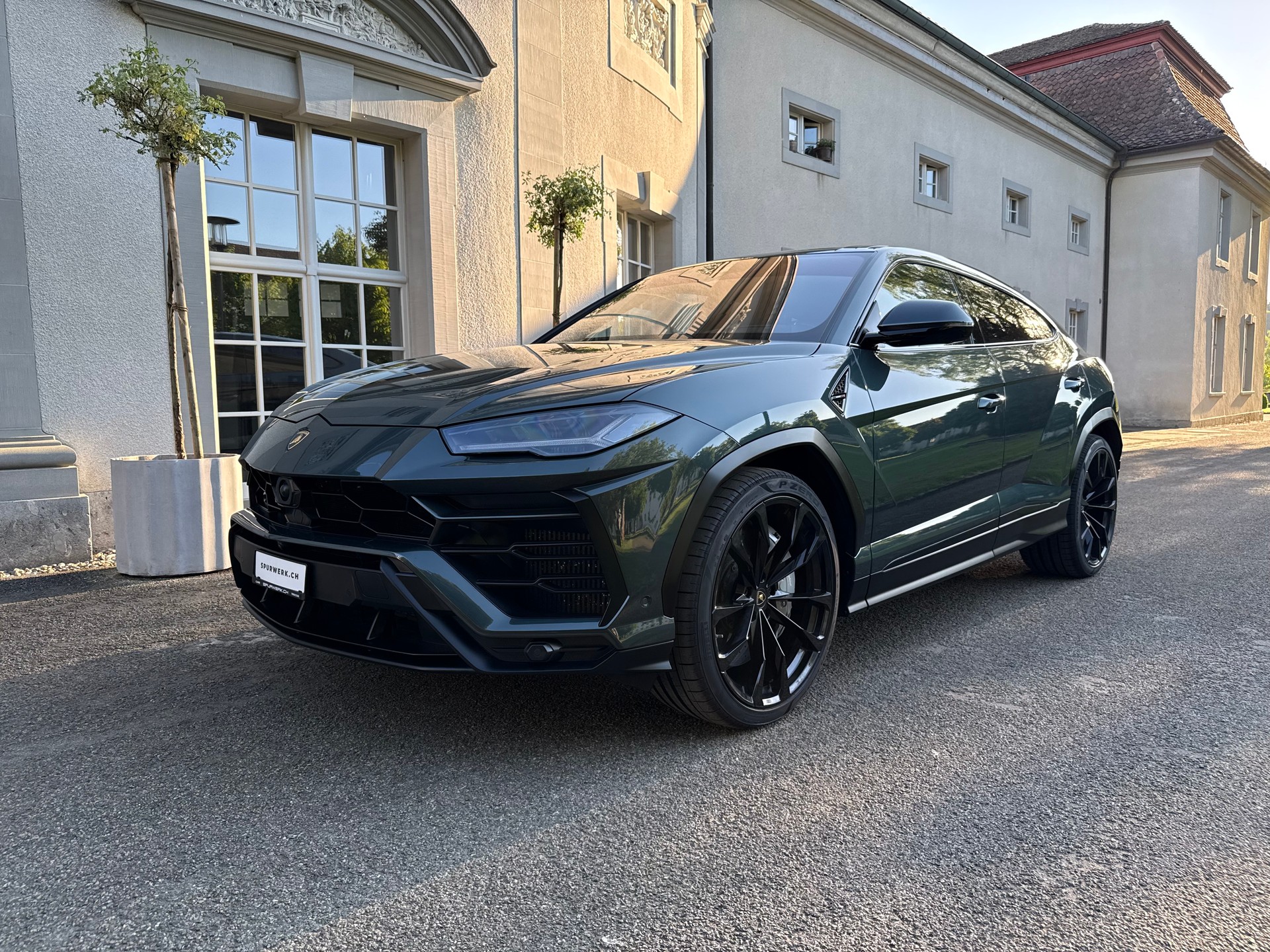 LAMBORGHINI Urus E-Gear