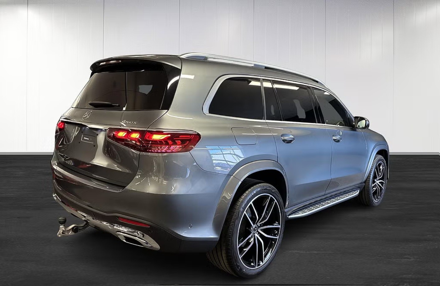 MERCEDES-BENZ GLS 450 d 4Matic 9G-Tronic-showroom-element-3