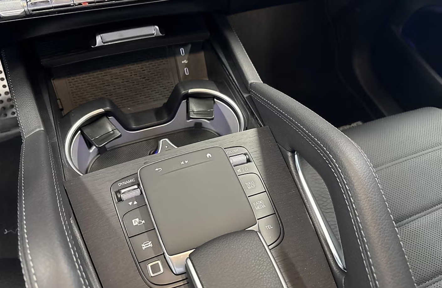 MERCEDES-BENZ GLS 450 d 4Matic 9G-Tronic-image-10