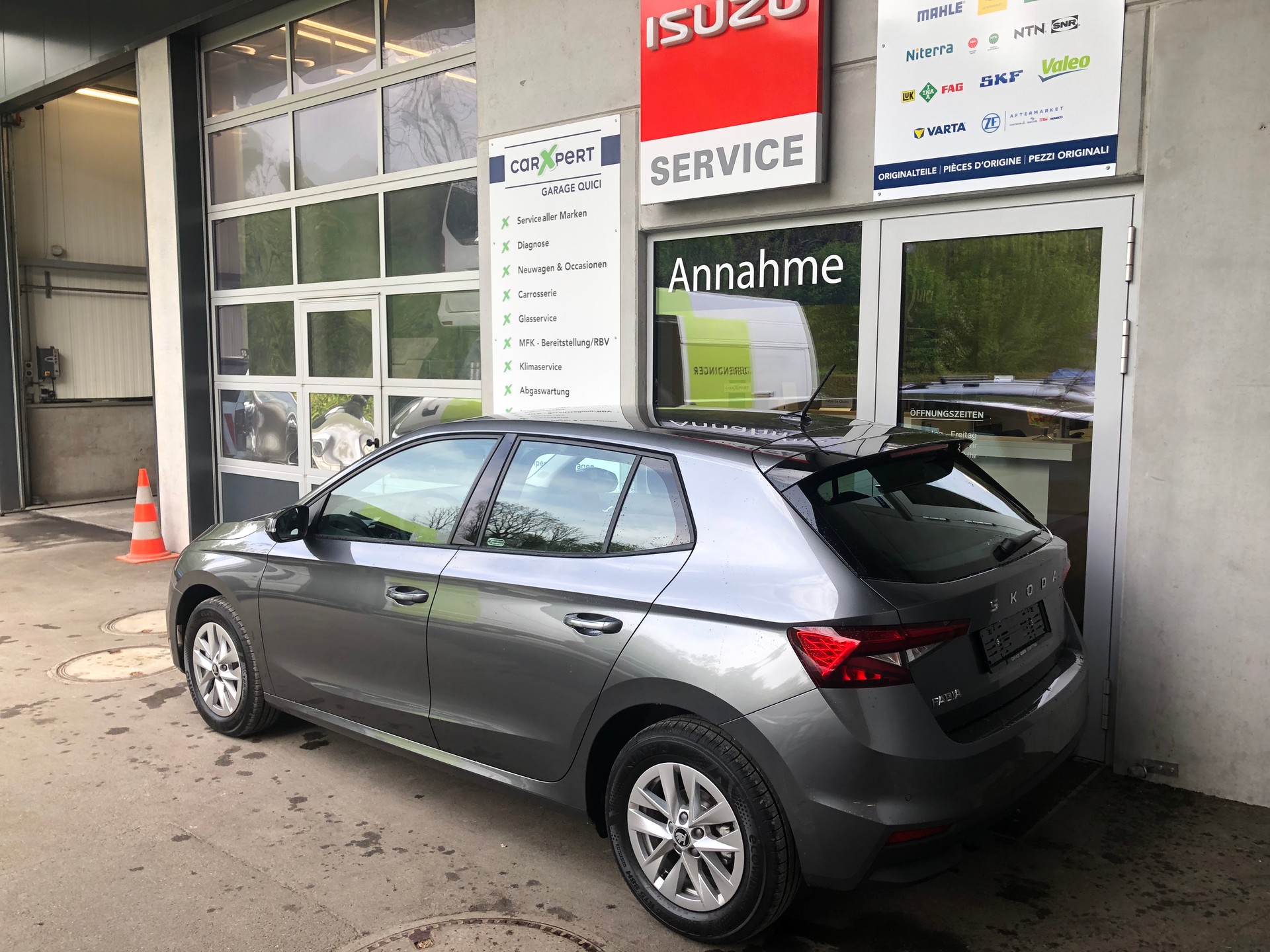 SKODA Fabia 1.0 TSI Selection DSG-image-2