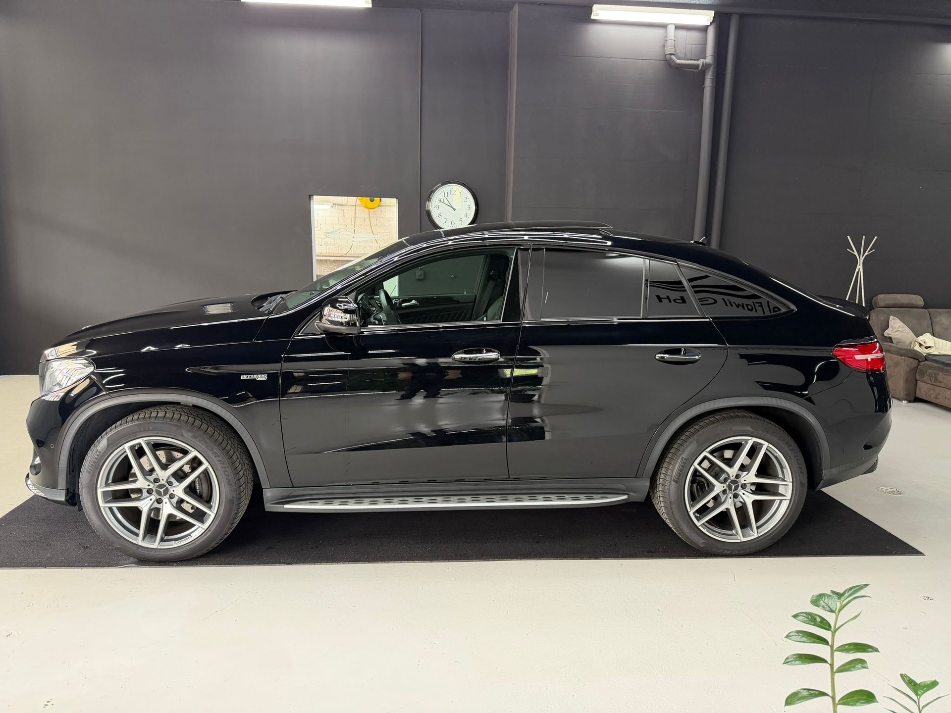 MERCEDES-BENZ GLE Coupé 43 AMG 4Matic 9G-Tronic-showroom-element-3