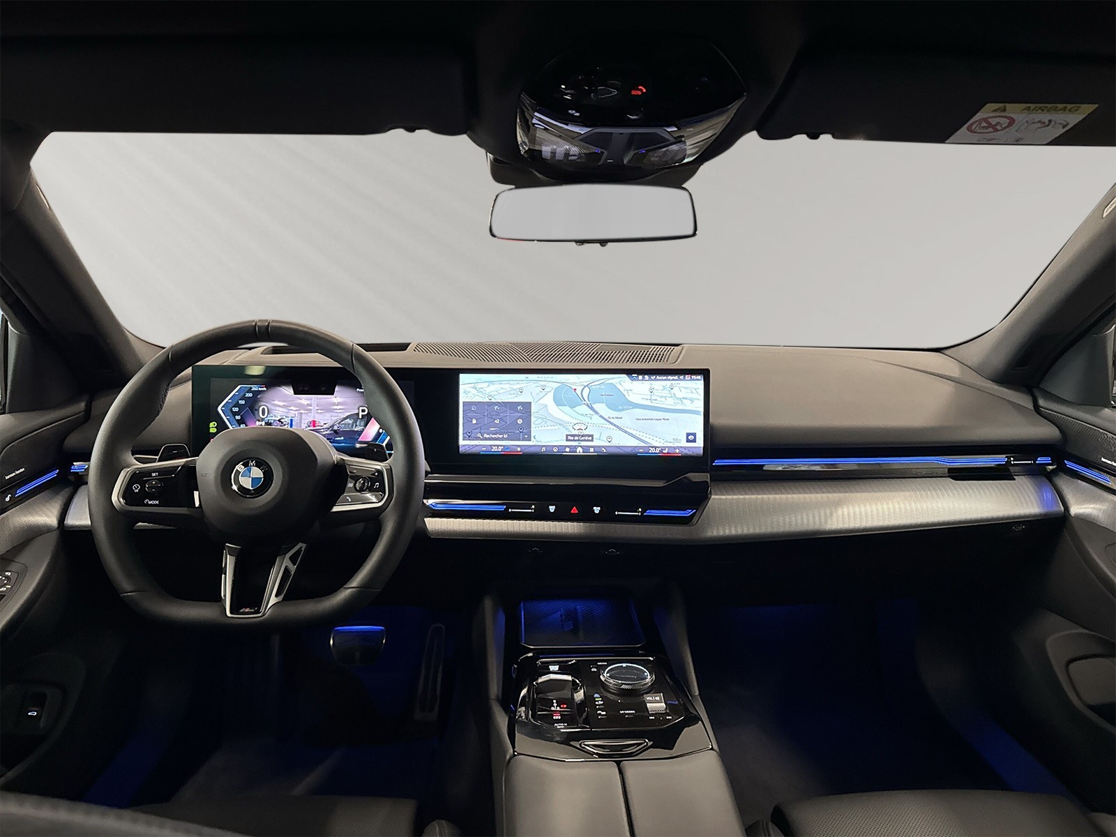 BMW 520d xDrive 48V Touring M Sport Steptronic-image-5