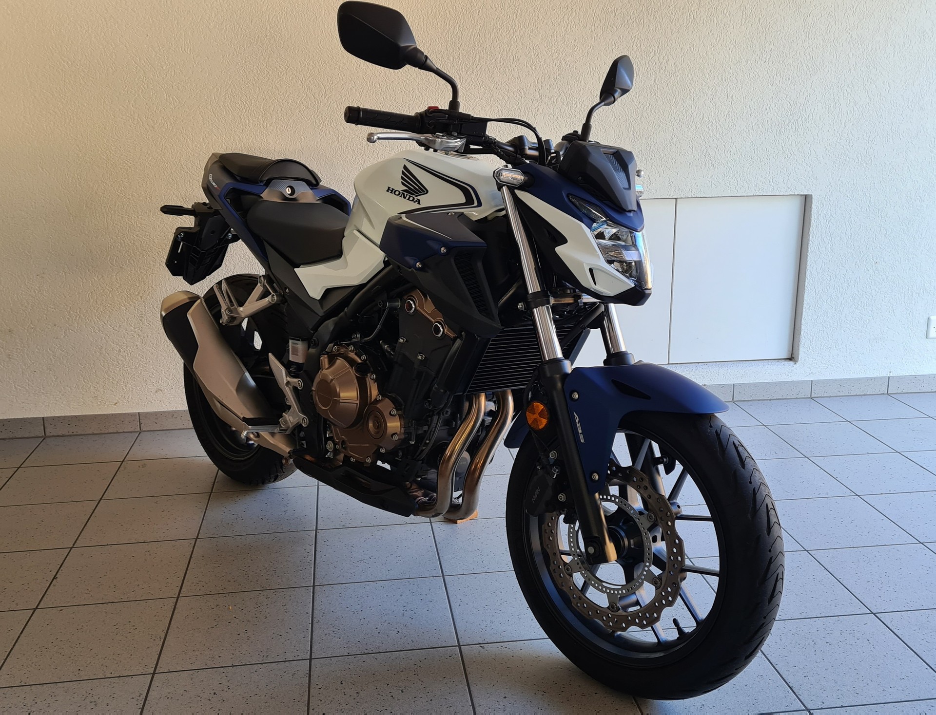 HONDA CB 500 F ABS-image-1