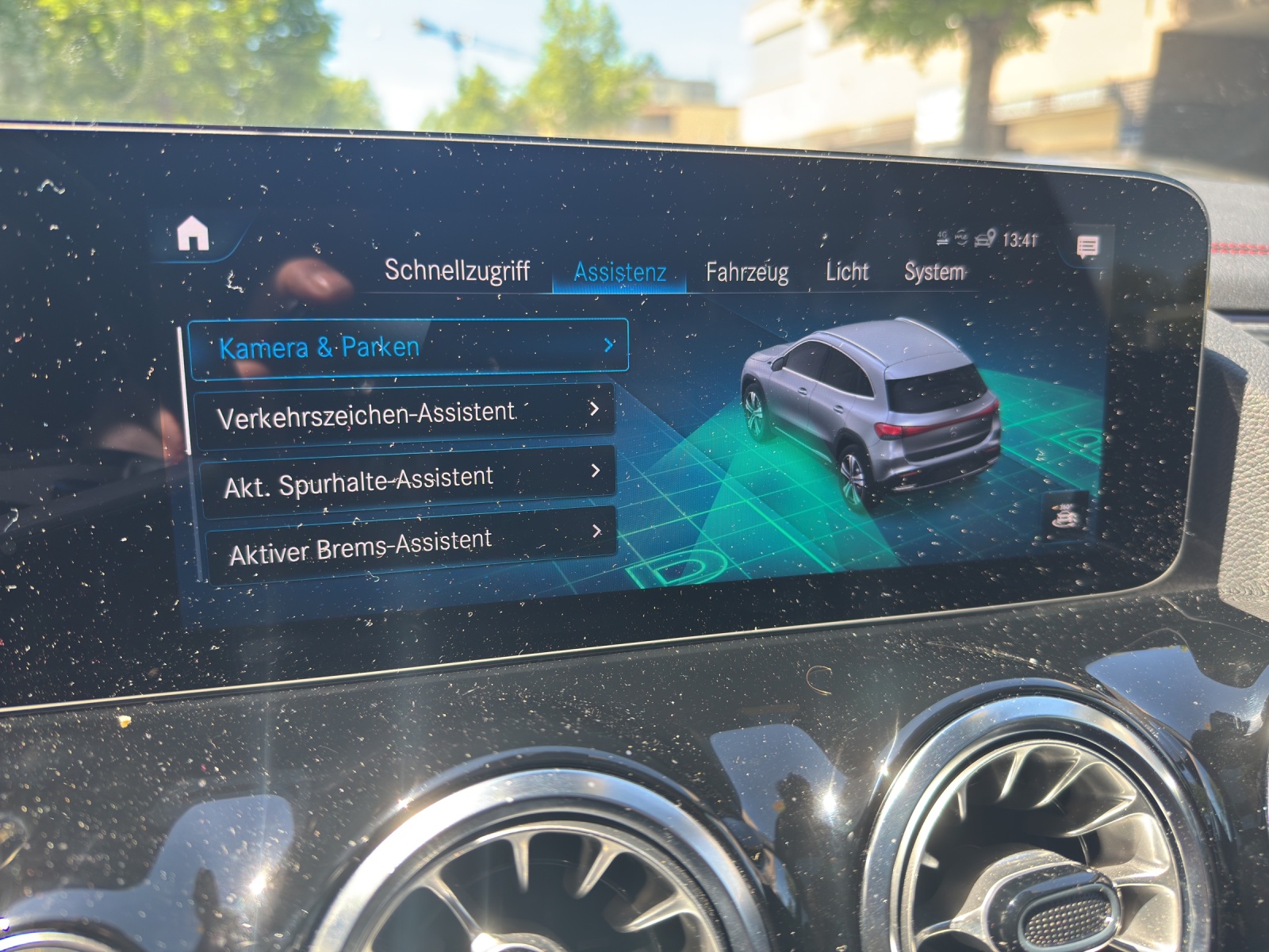 MERCEDES-BENZ EQA 350 AMG Line 4Matic-image-22