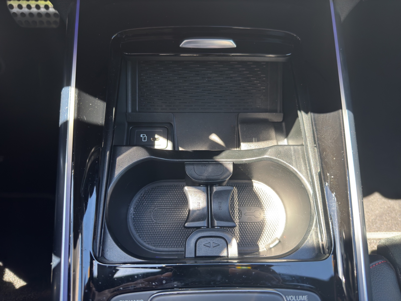 MERCEDES-BENZ EQA 350 AMG Line 4Matic-image-26