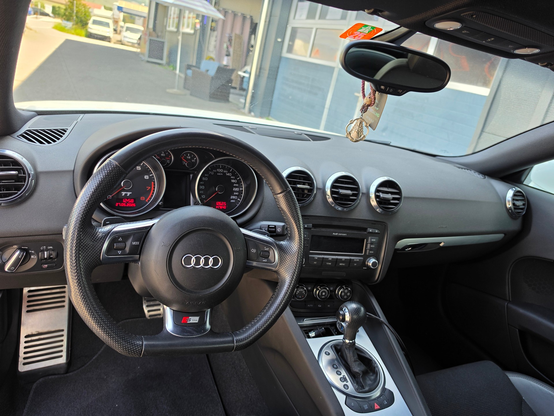 AUDI TT Coupé 2.0 TFSI-image-9
