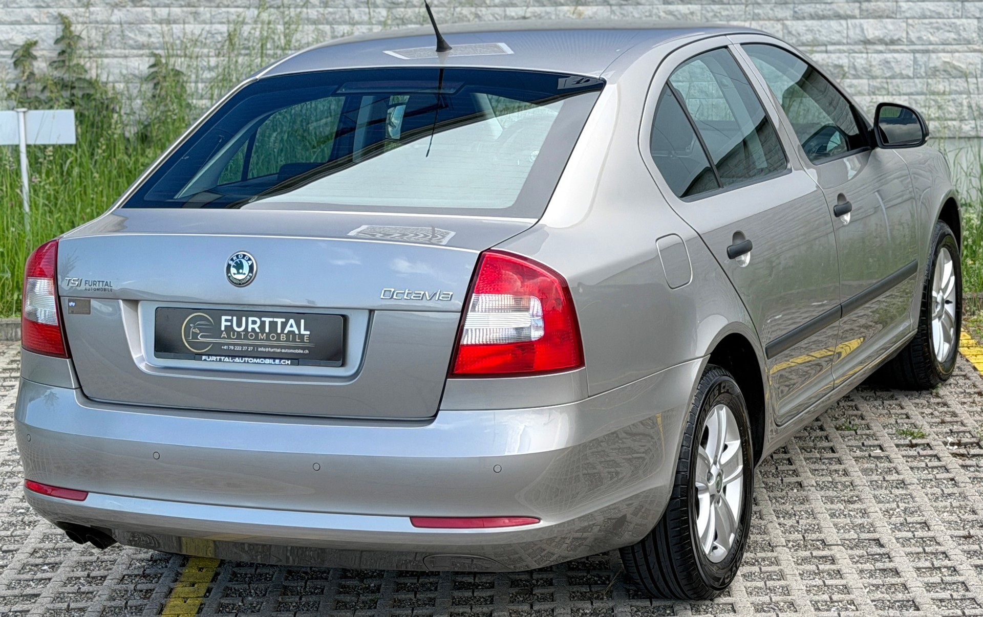 SKODA Octavia 1.4 TSI Classic DSG-image-8