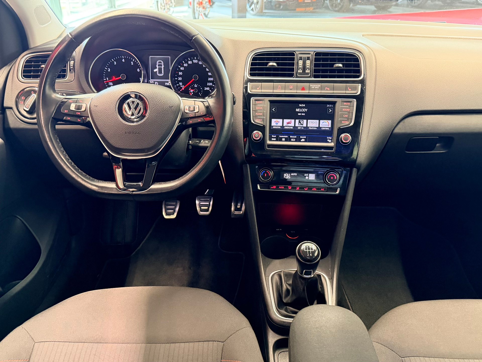 VW Polo 1.2 TSI BMT Comfortline-image-14