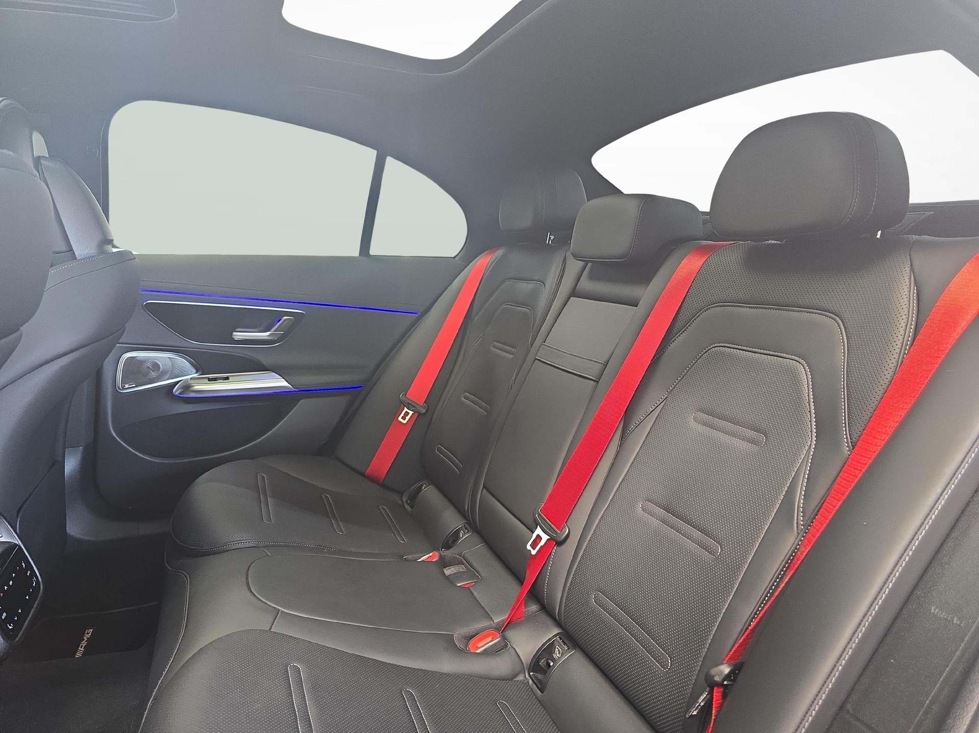 MERCEDES-BENZ E 53 AMG Hybrid 4MATIC+ Limousine-image-9