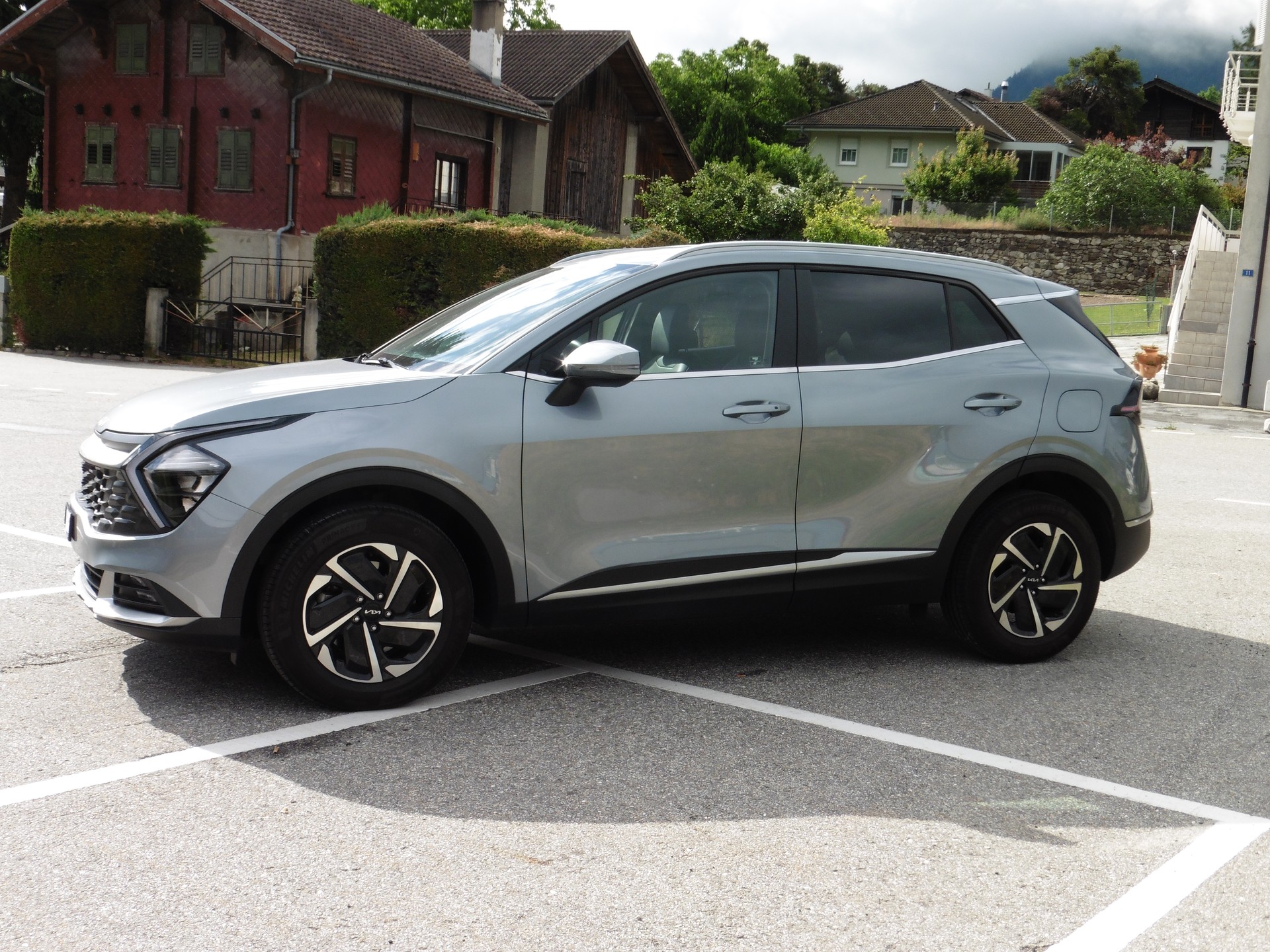 KIA Sportage 1.6T-GDi HEV Style 4x4 A-image-6