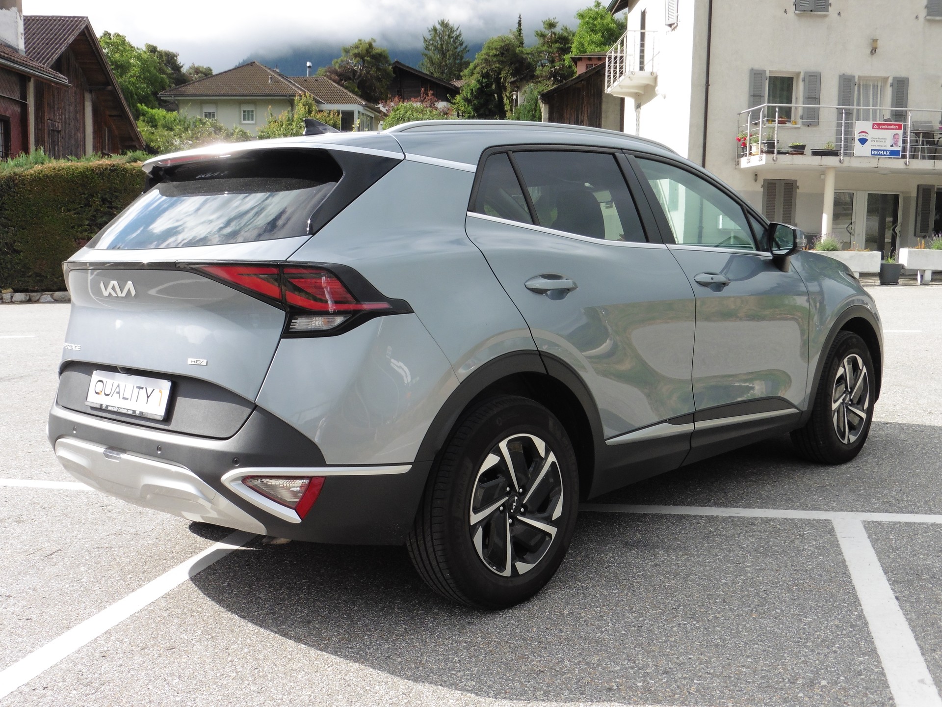 KIA Sportage 1.6T-GDi HEV Style 4x4 A-image-10