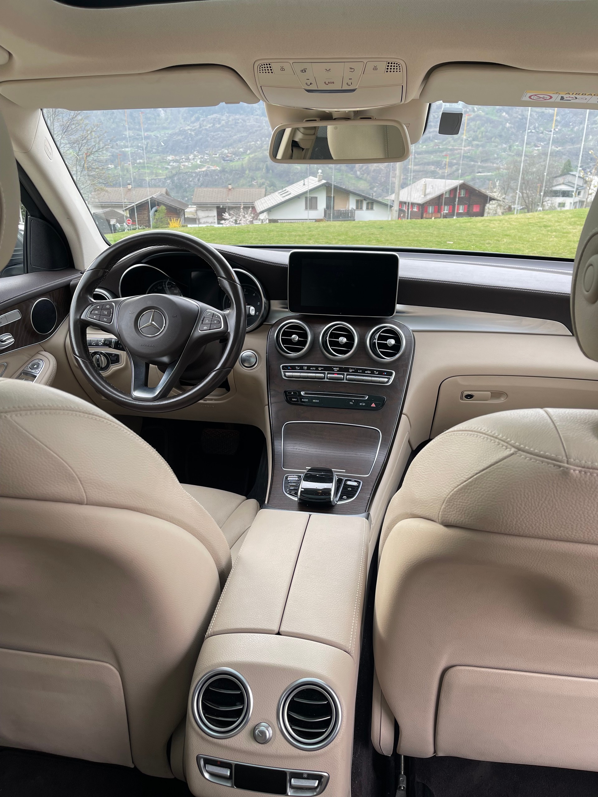 MERCEDES-BENZ GLC 250 d AMG Line 4m 9G-Tronic-image-11