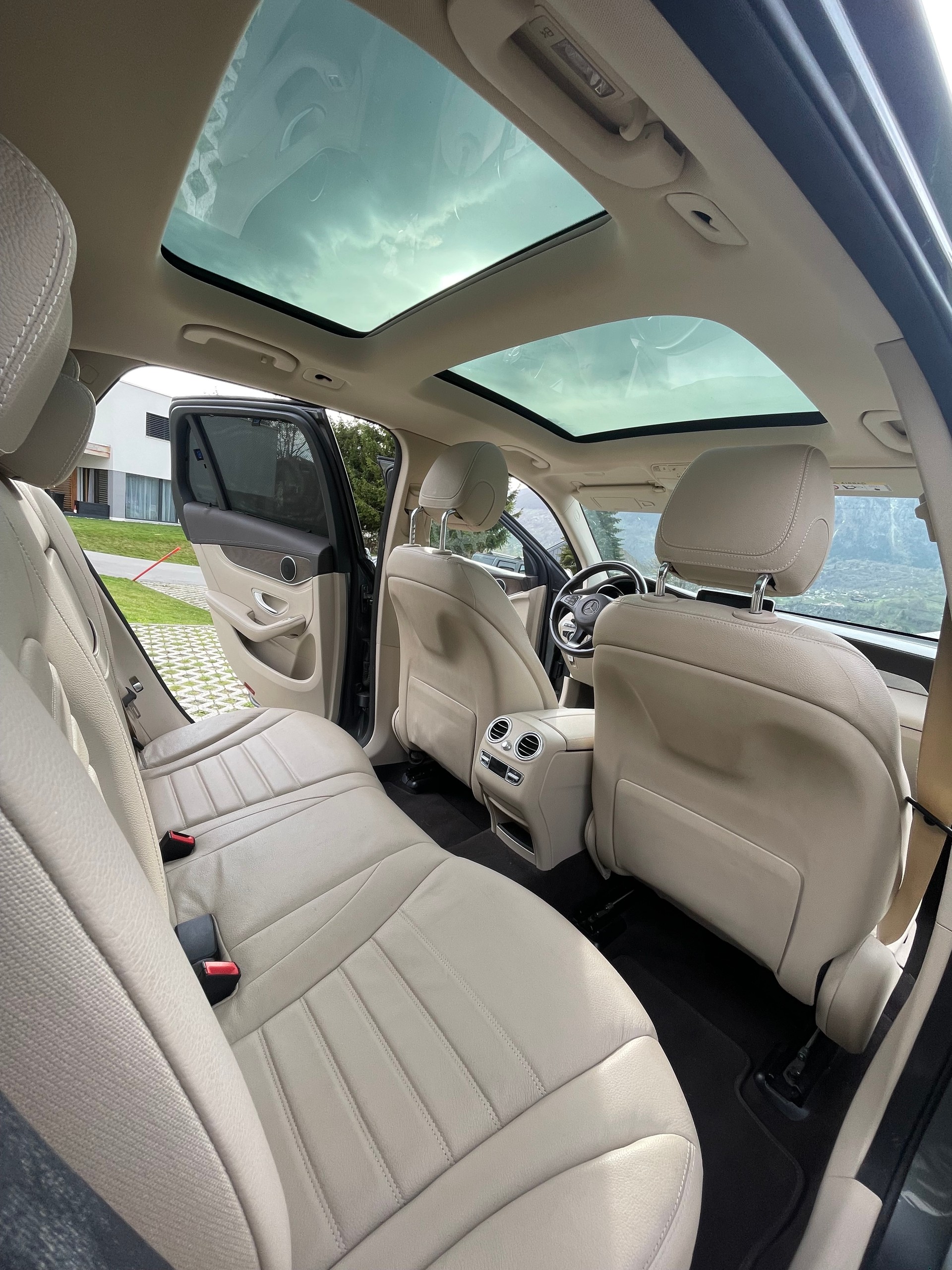 MERCEDES-BENZ GLC 250 d AMG Line 4m 9G-Tronic-image-10
