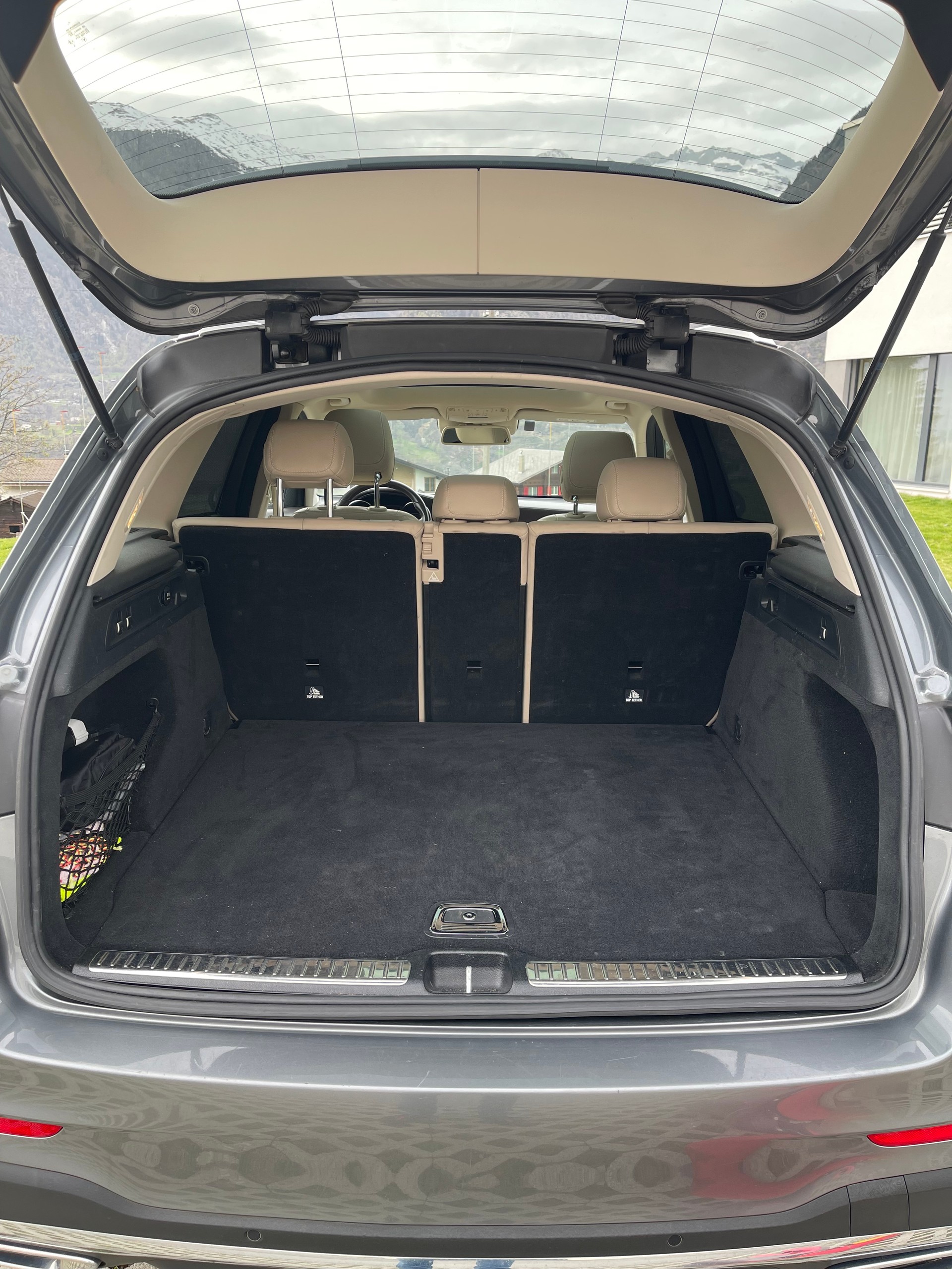 MERCEDES-BENZ GLC 250 d AMG Line 4m 9G-Tronic-image-12