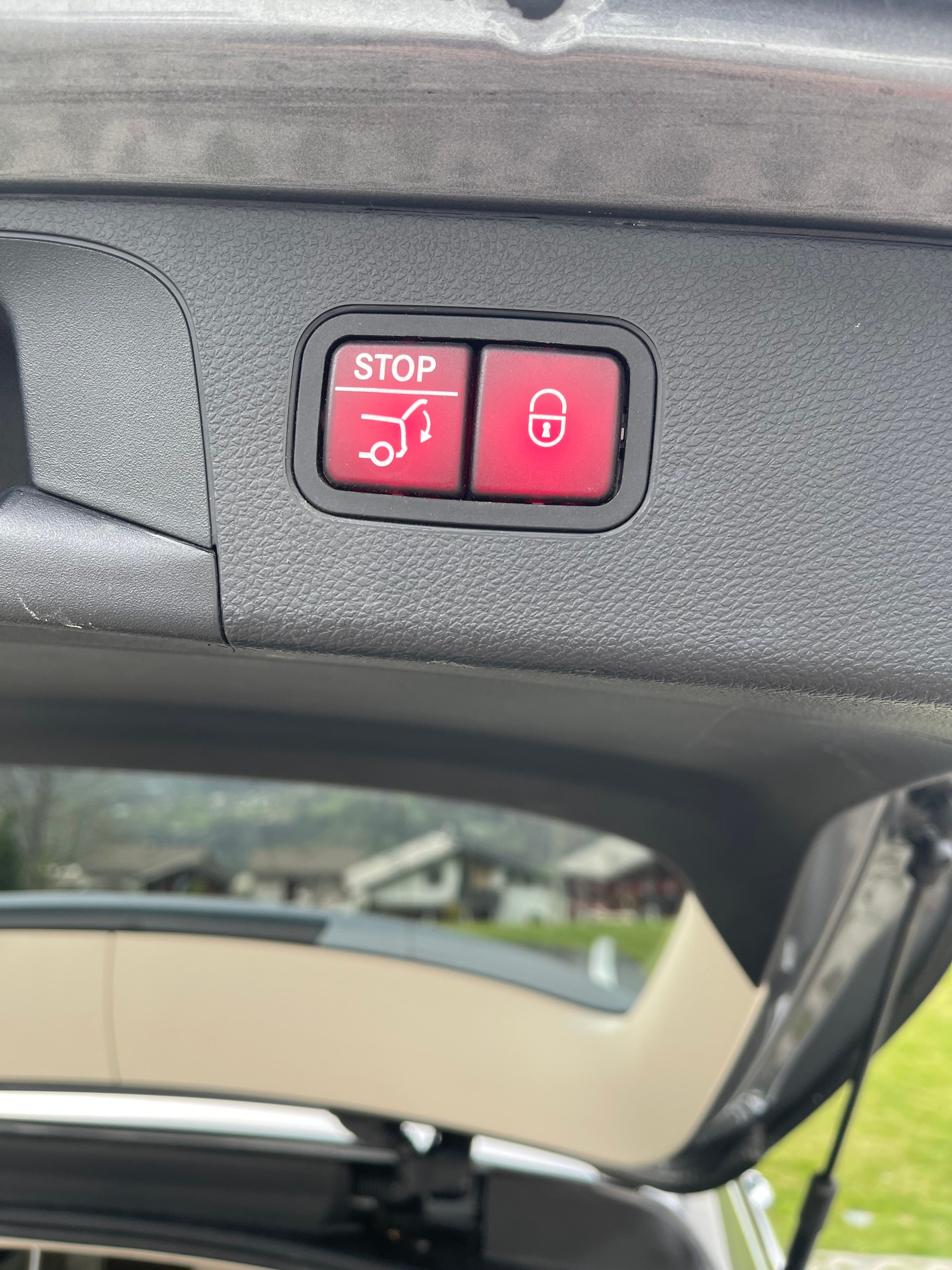 MERCEDES-BENZ GLC 250 d AMG Line 4m 9G-Tronic-image-16