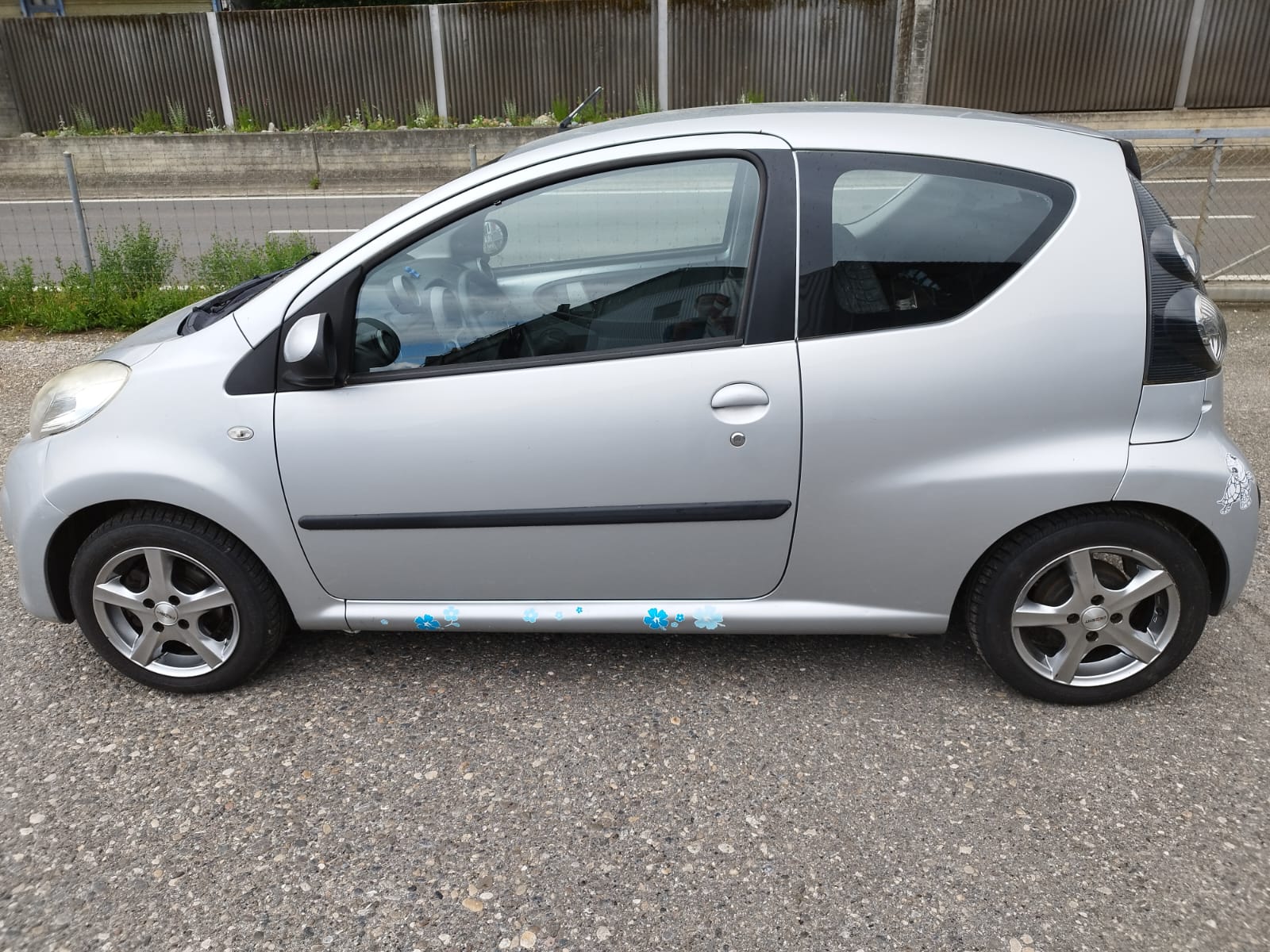 CITROEN C1 1.0i Attraction-image-8