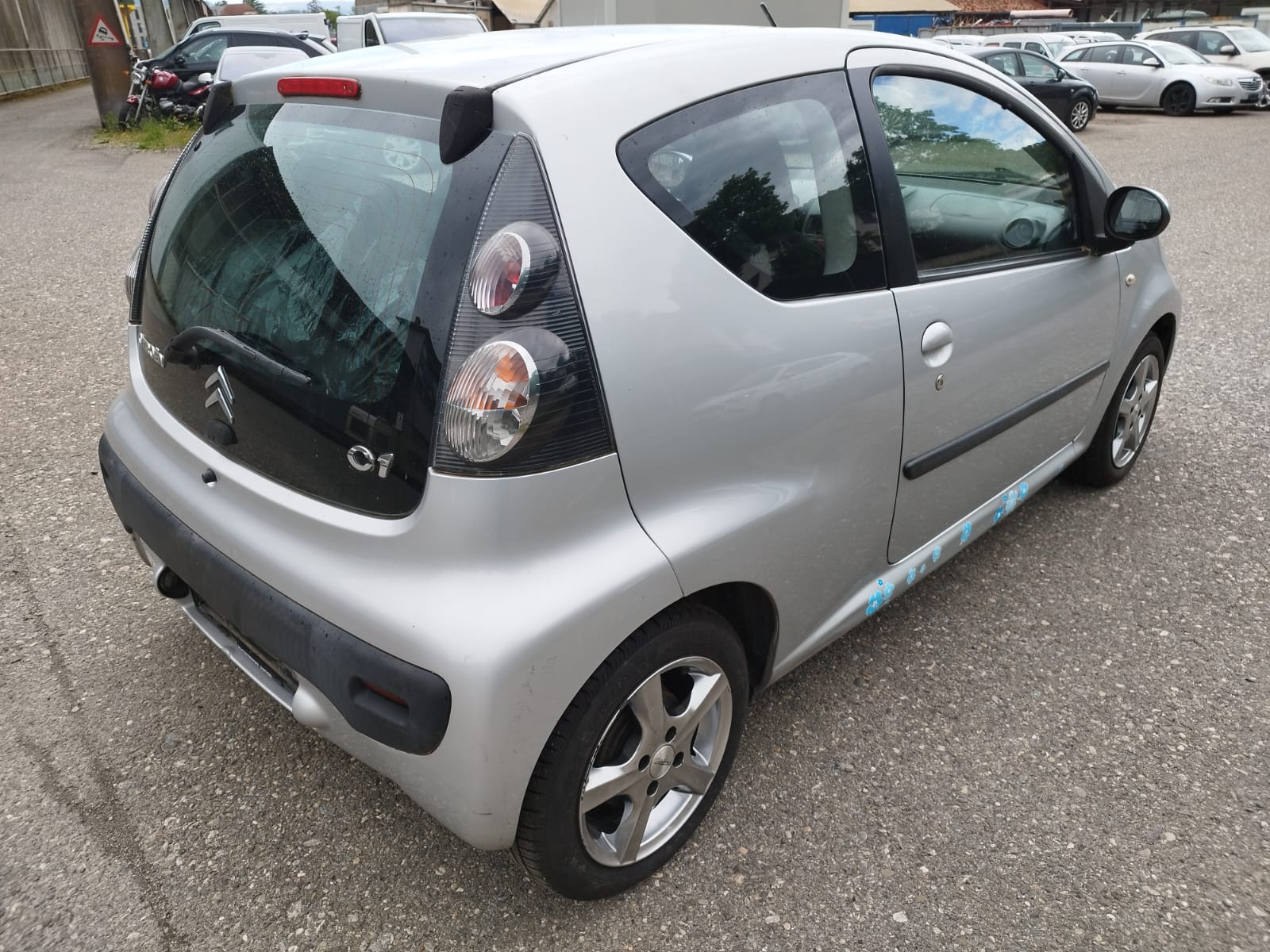 CITROEN C1 1.0i Attraction-image-1