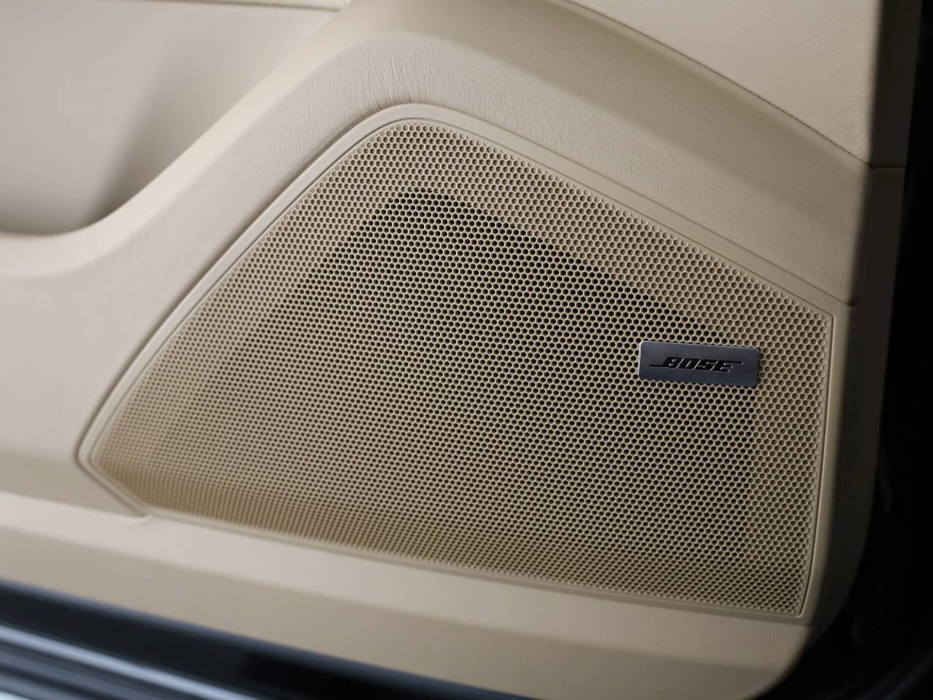 PORSCHE Cayenne S E-Hybrid Coupé-image-18