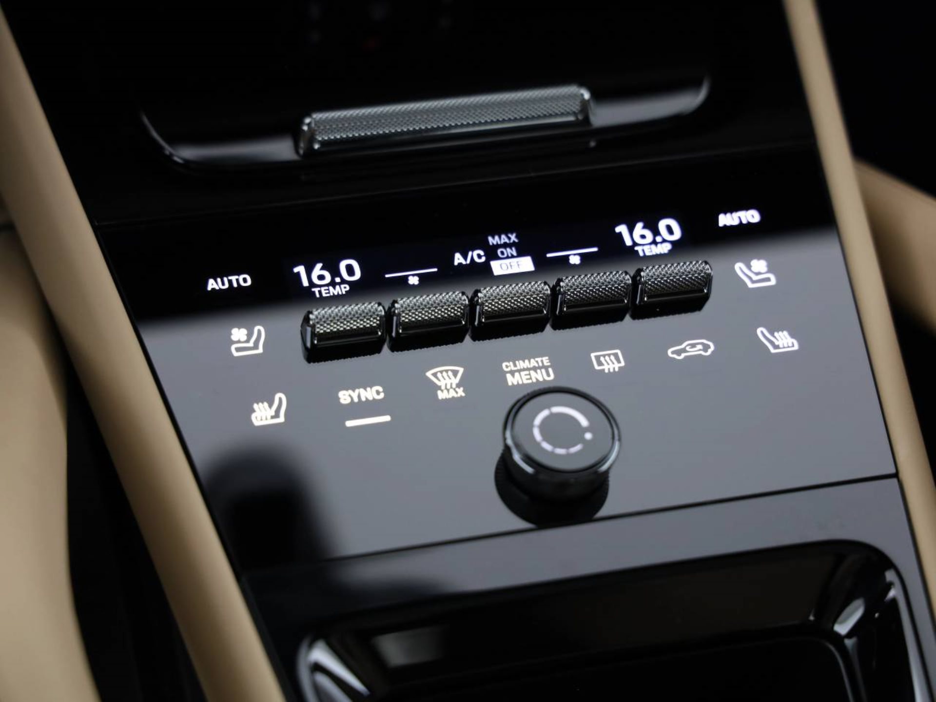 PORSCHE Cayenne S E-Hybrid Coupé-image-14