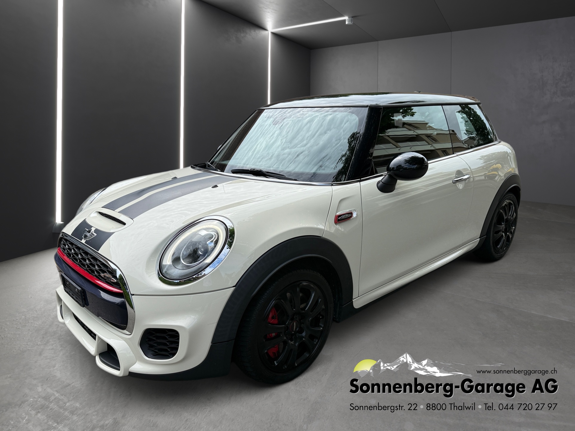 MINI Cooper John Cooper Works